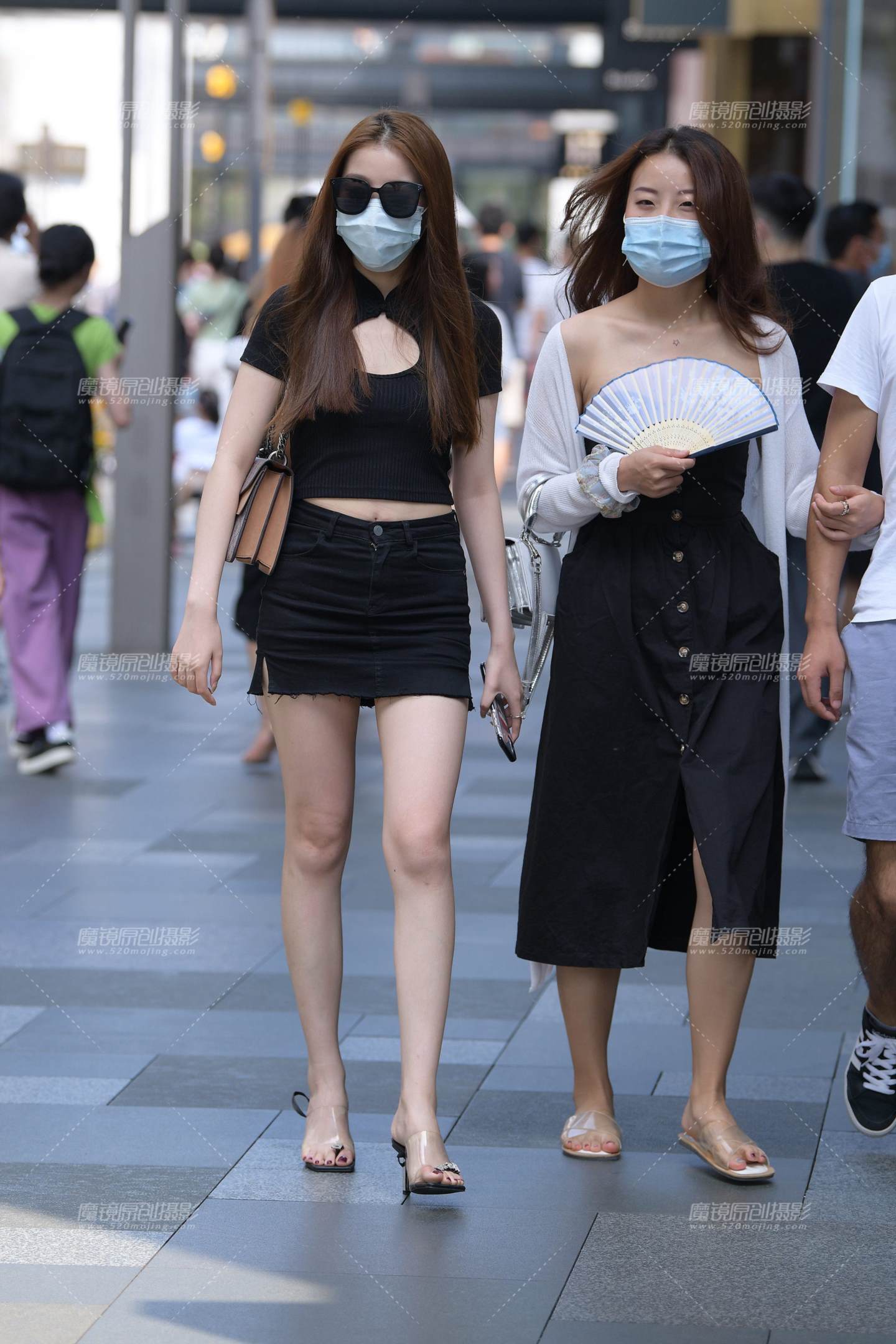 图片[5]-美腿口罩小姐姐-街拍流行馆