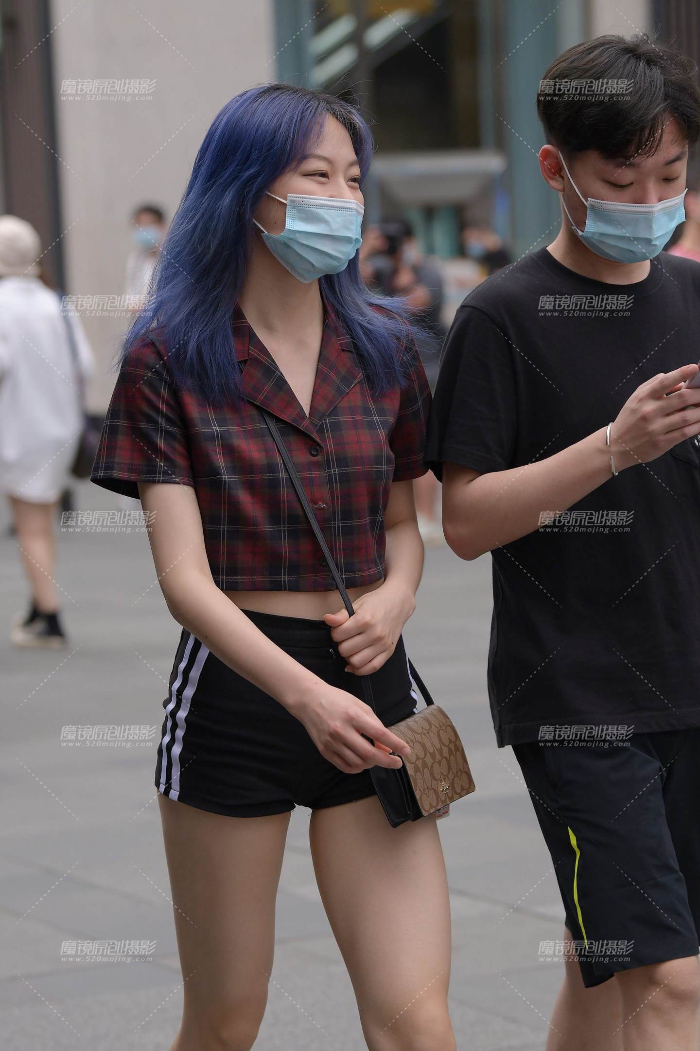 图片[5]-露腰热裤YY女友-街拍流行馆