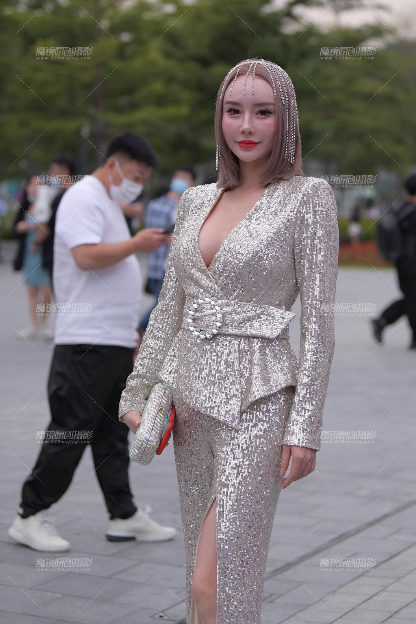 图片[1]-性感的女人-街拍流行馆