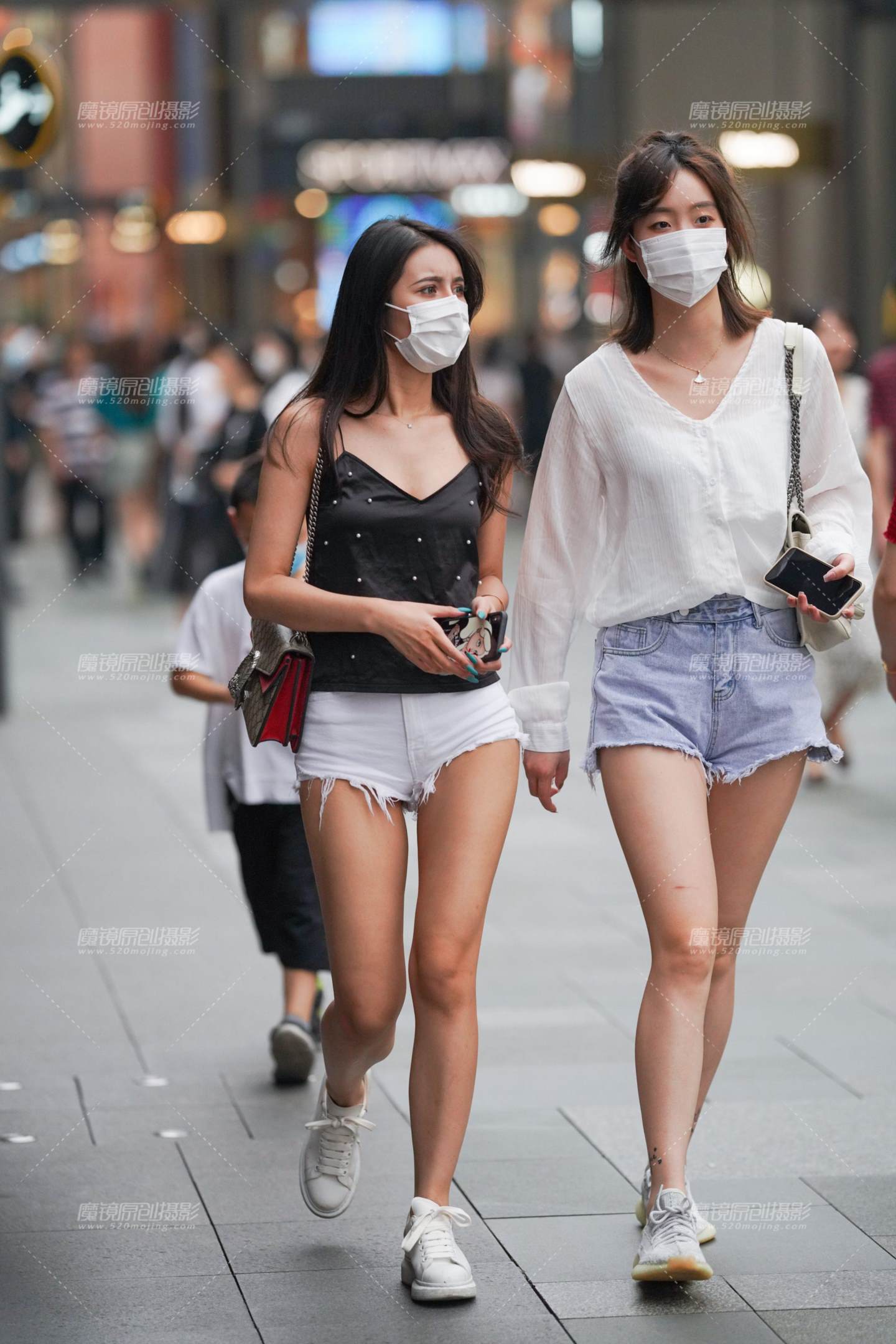 图片[1]-热裤-街拍流行馆