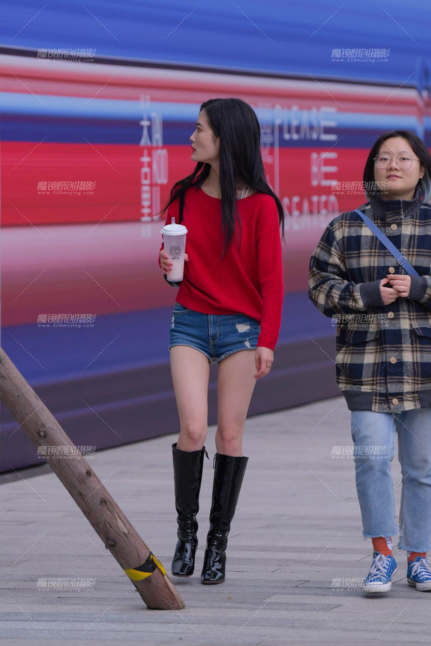 图片[1]-美腿热裤YY-街拍流行馆