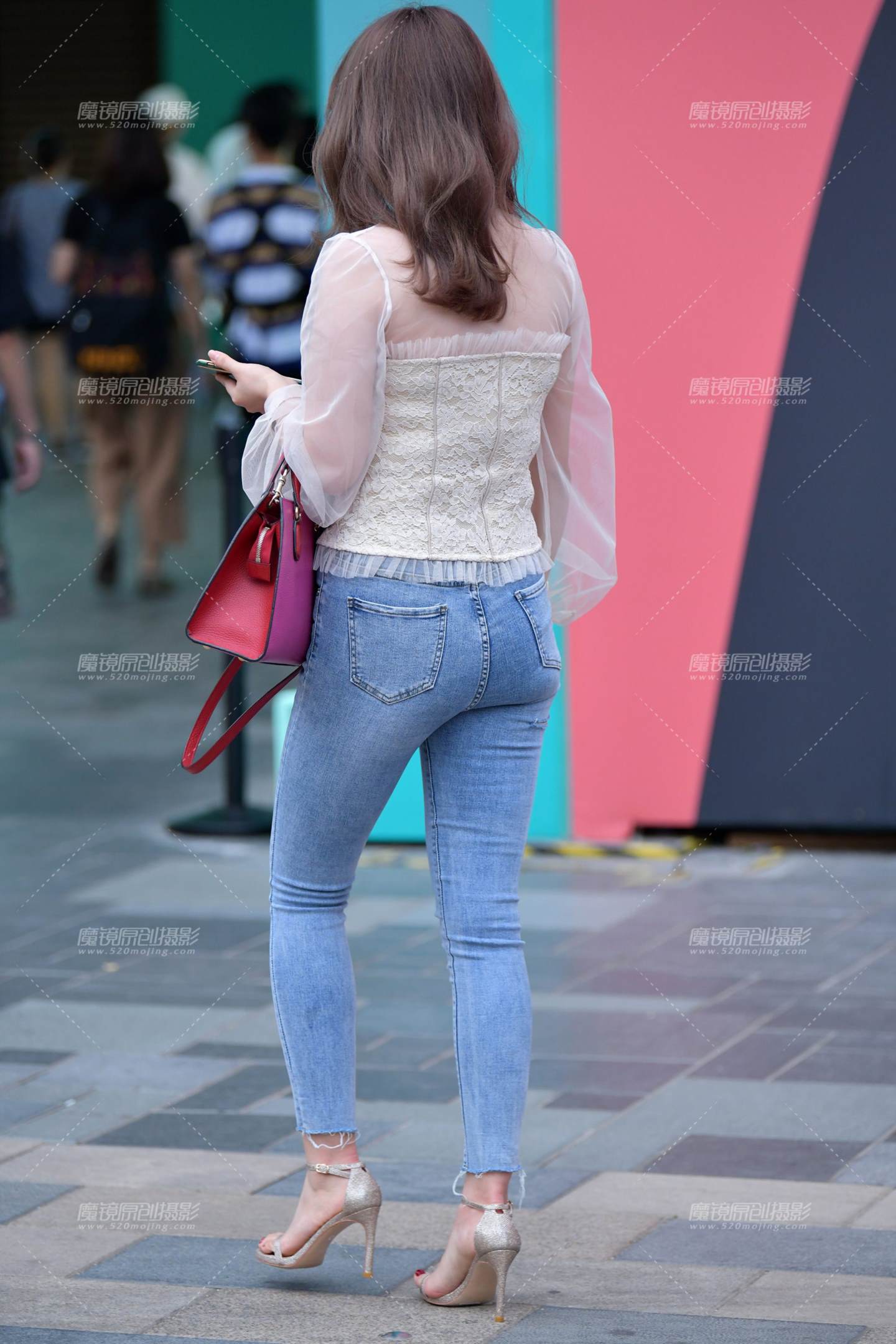 图片[5]-高挑牛仔气质美女-街拍流行馆