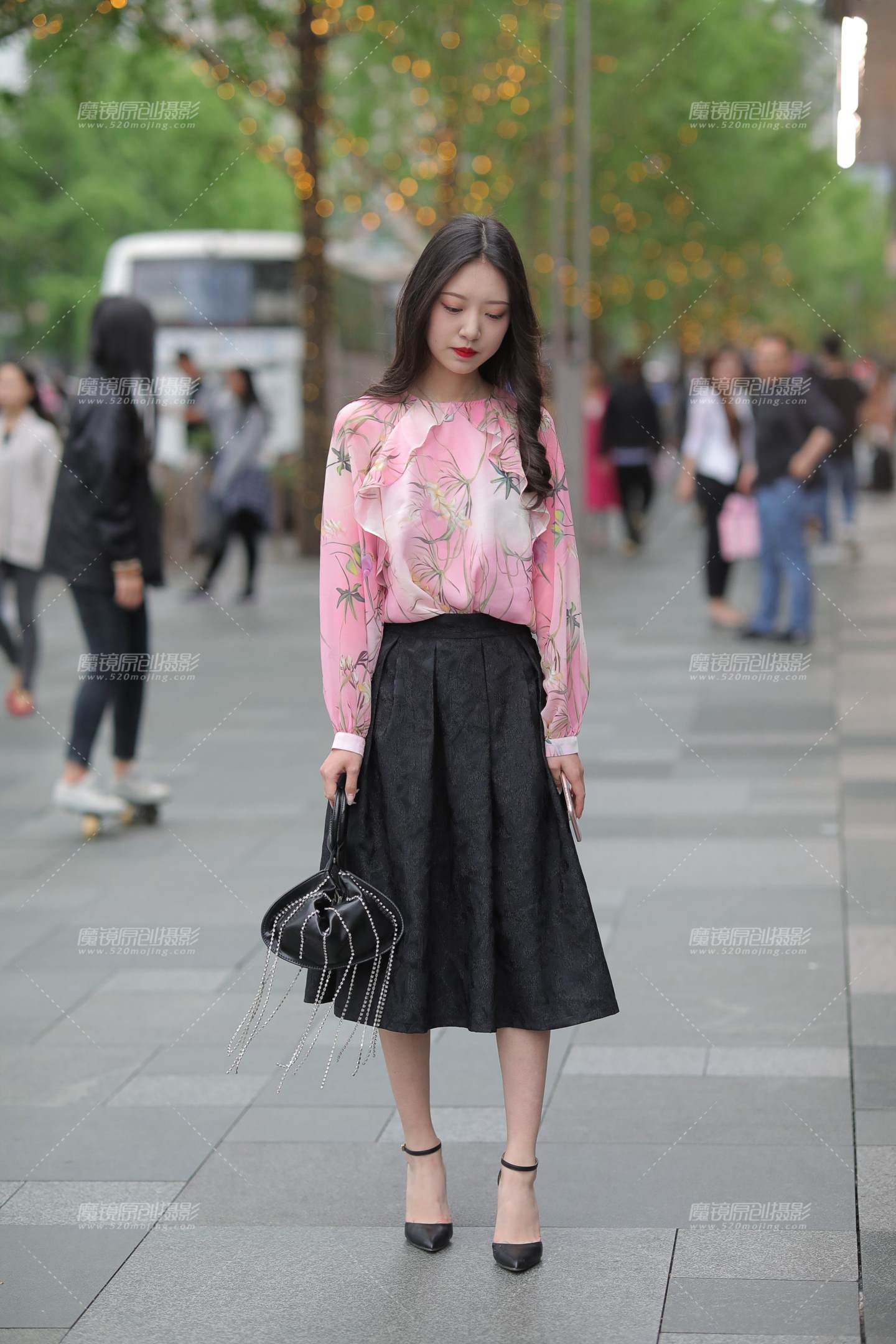 图片[4]-玲珑小美女-街拍流行馆