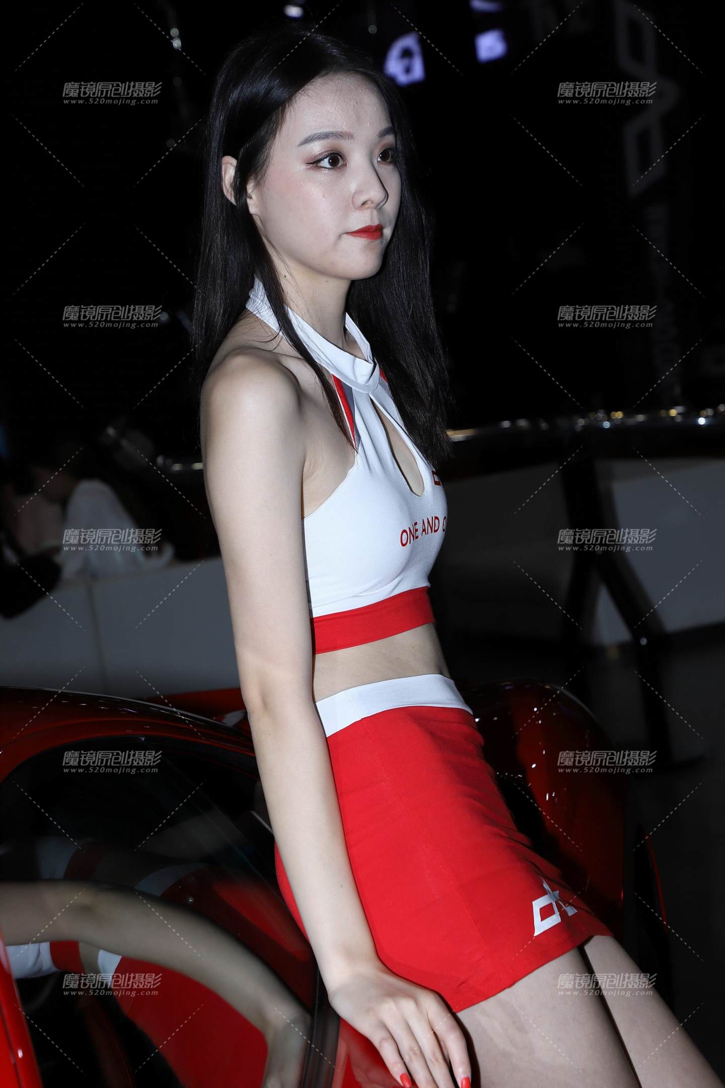 图片[4]-白红制服短裙4-街拍流行馆