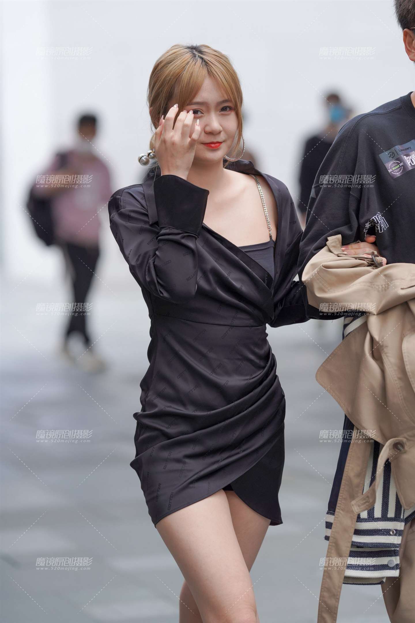 图片[4]-漂亮长腿女友-街拍流行馆