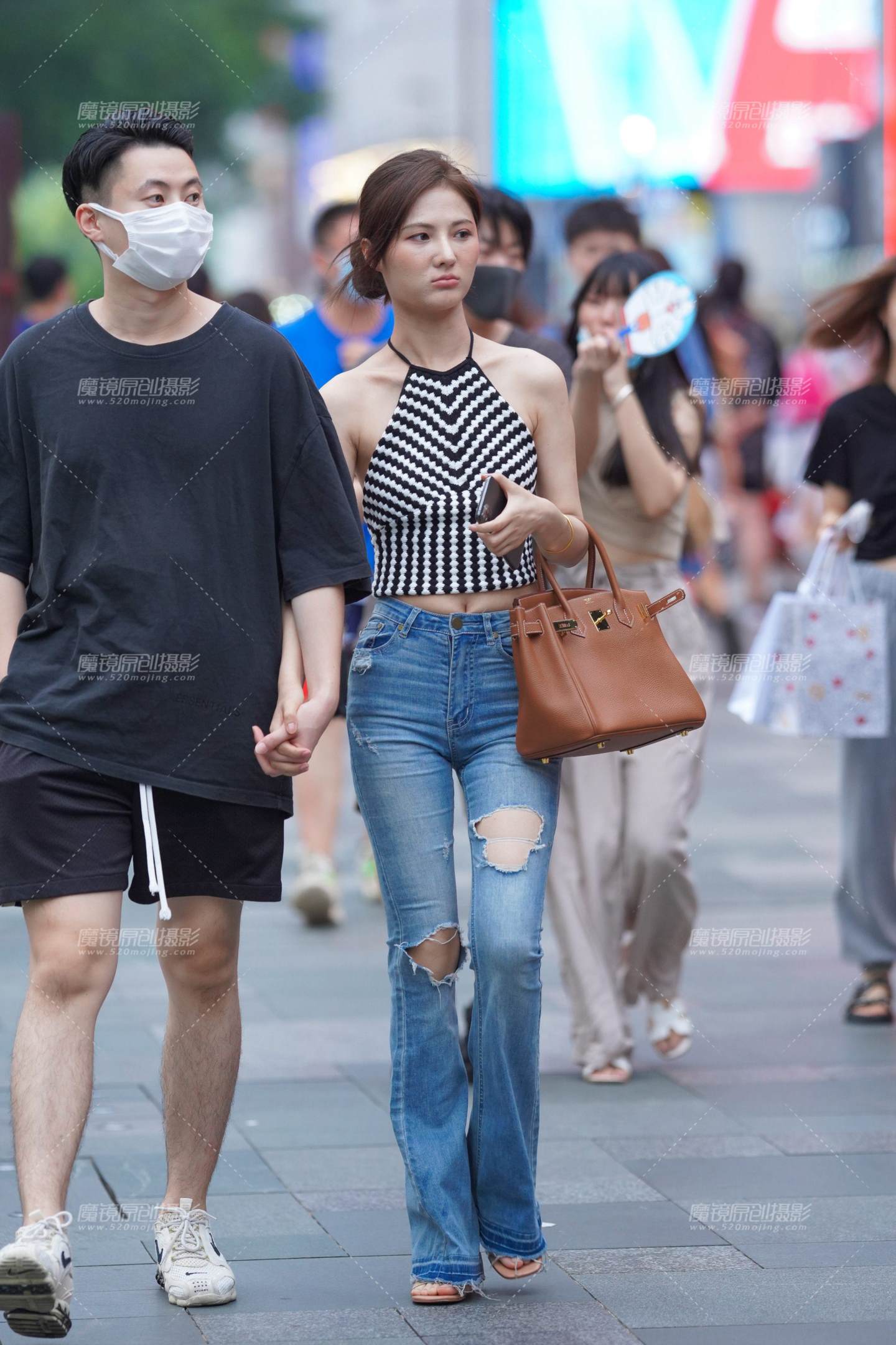 图片[1]-身材真好-街拍流行馆