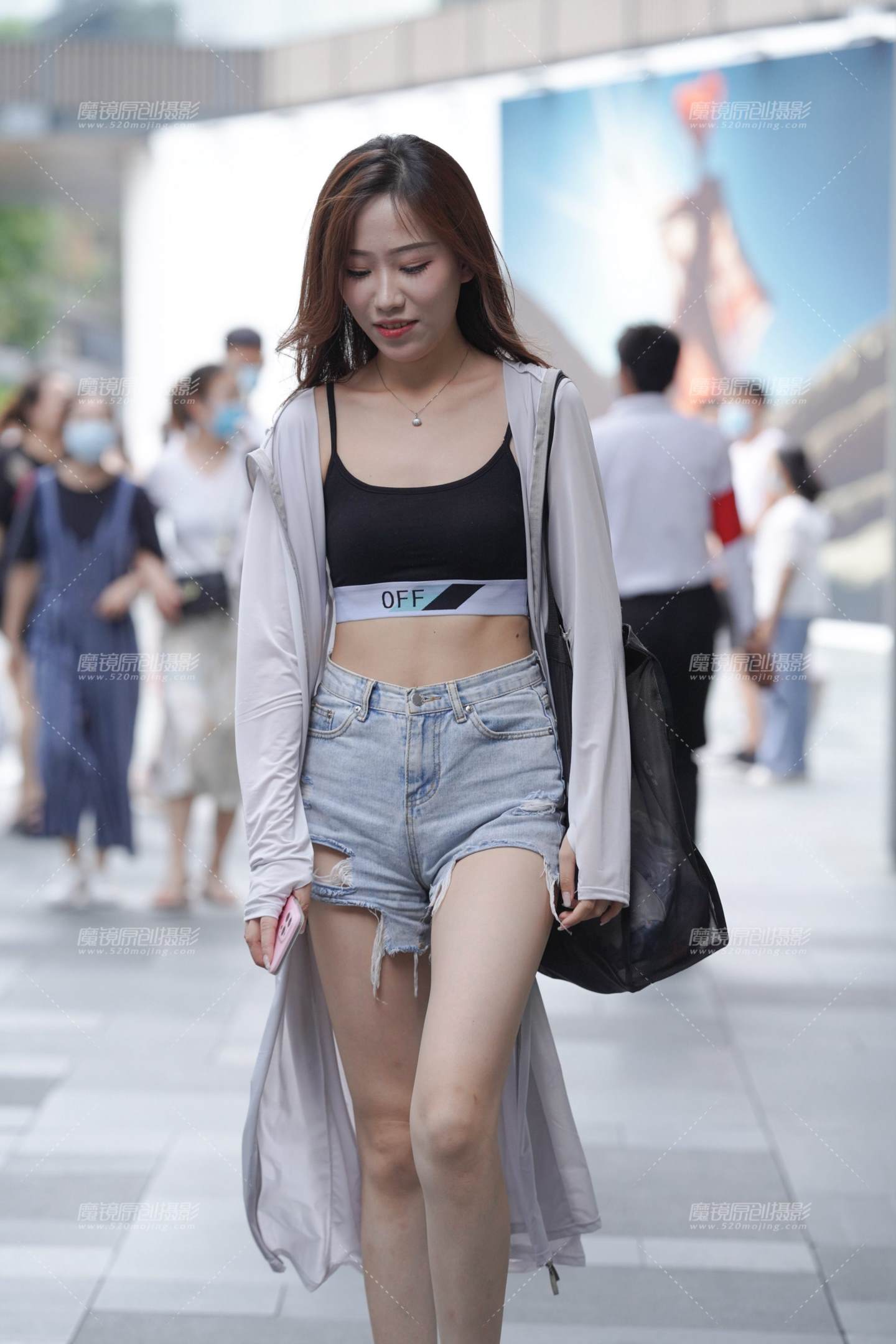 图片[2]-长腿美女-街拍流行馆