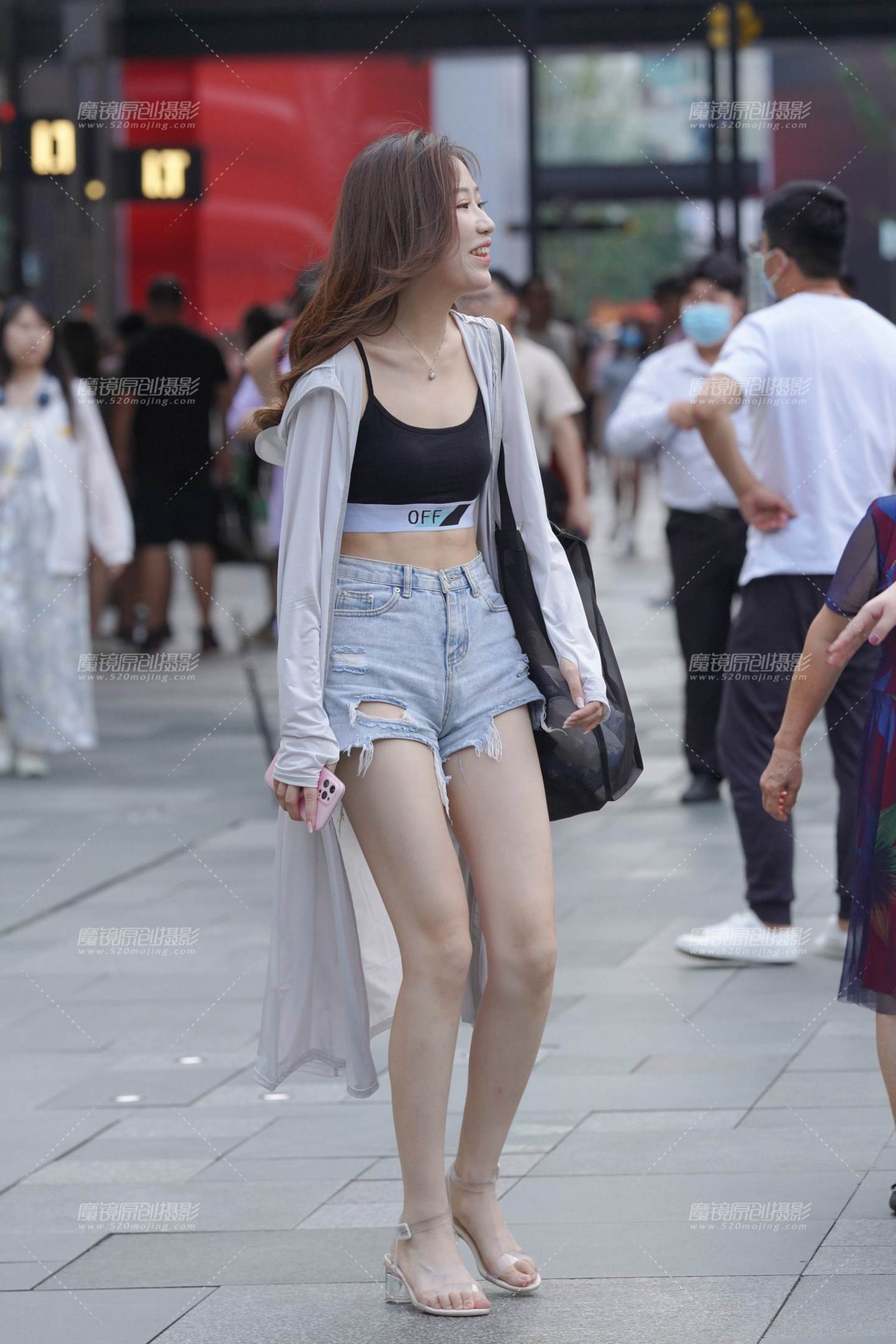 图片[3]-长腿美女-街拍流行馆