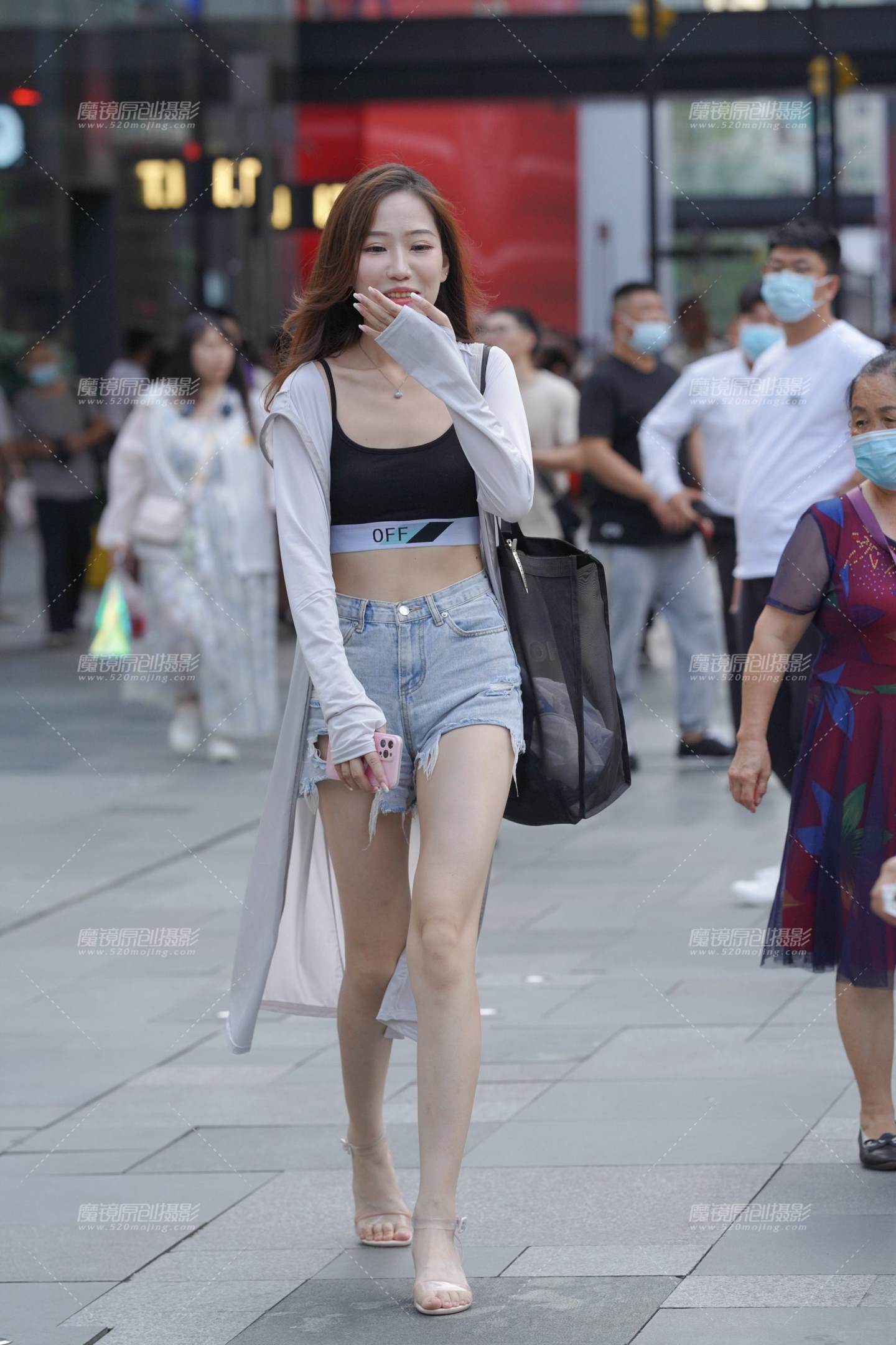 图片[5]-长腿美女-街拍流行馆