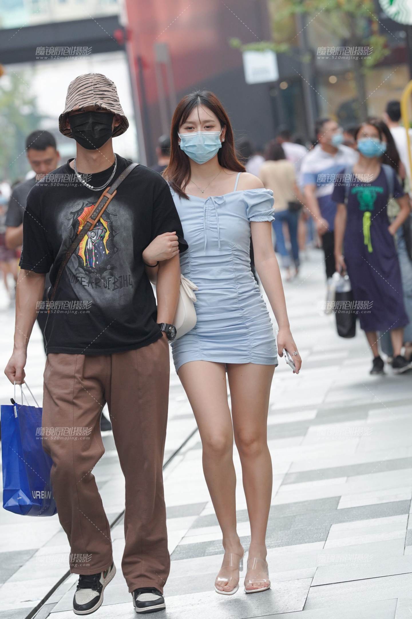 图片[3]-包臀短裙 好身材展露无疑-街拍流行馆