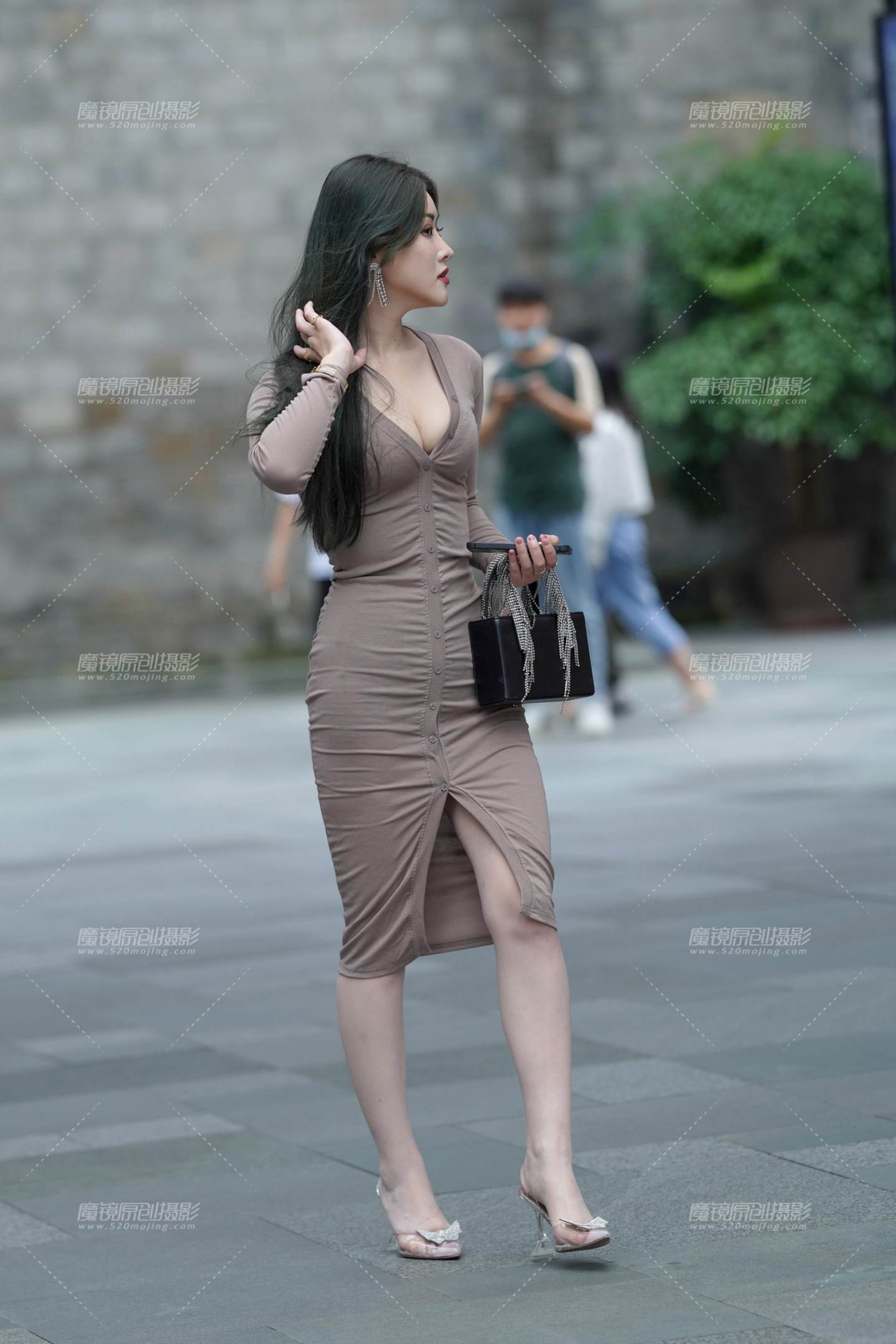 图片[2]-窈窕曲线-街拍流行馆