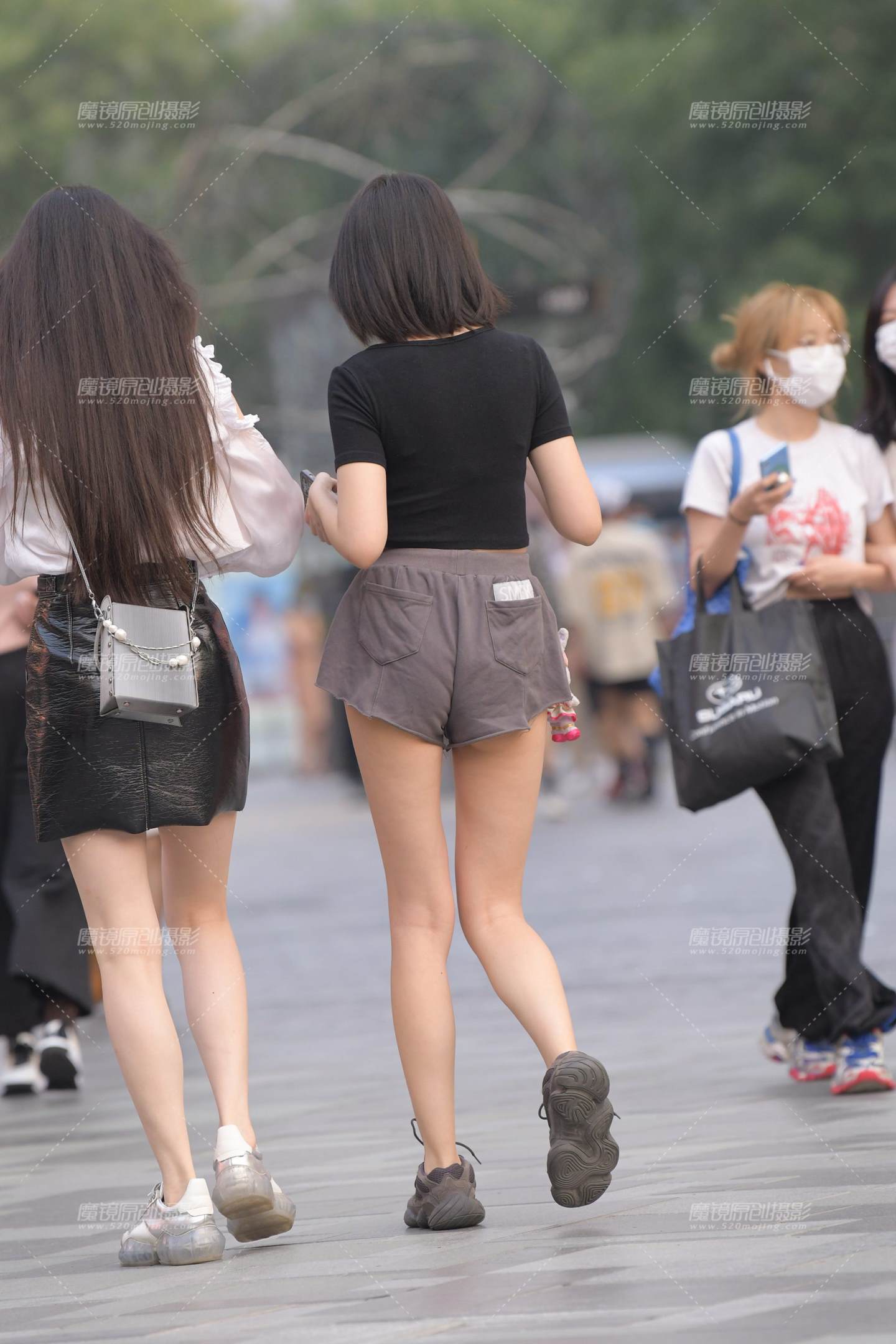 图片[4]-高腰热裤女生-街拍流行馆