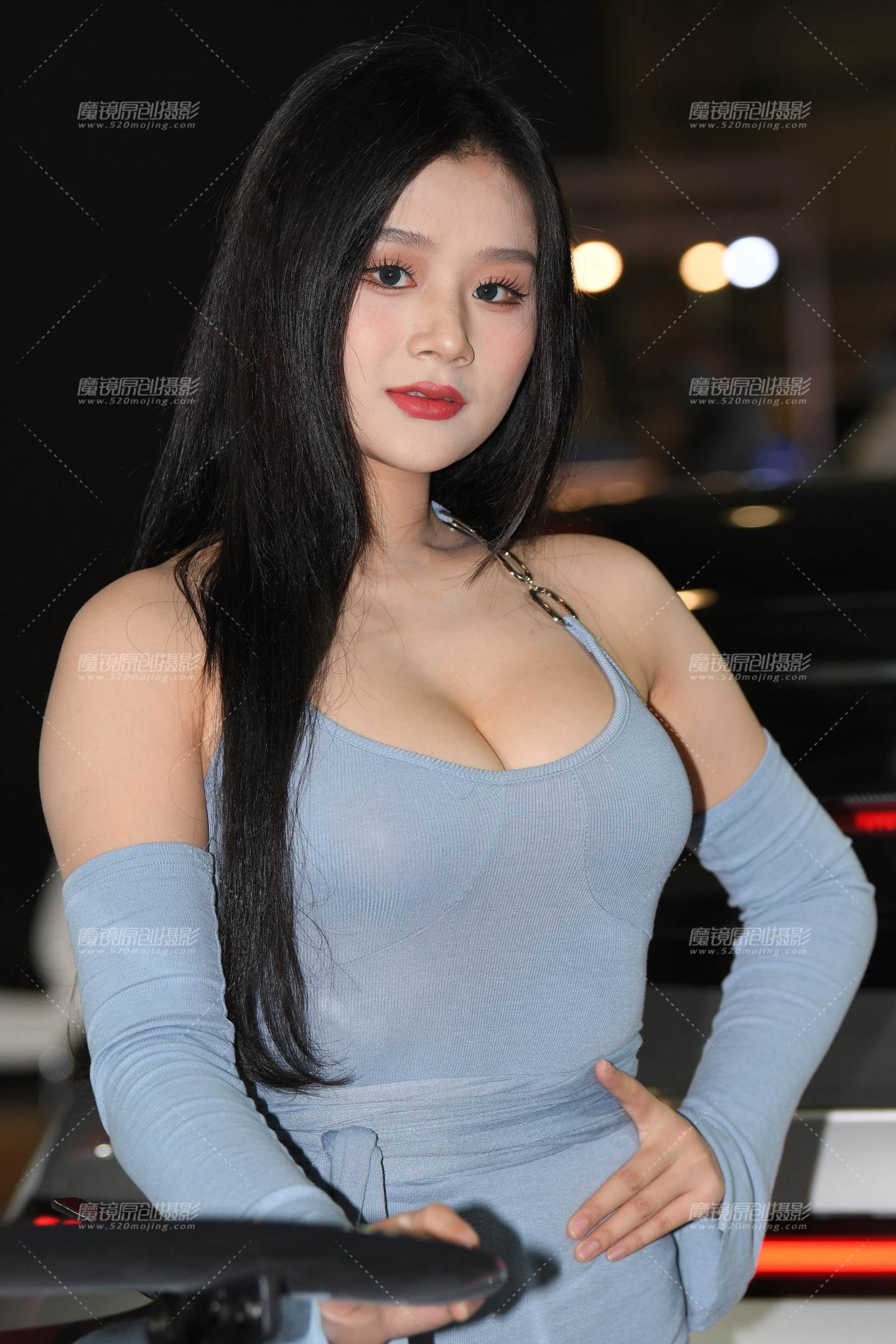 图片[5]-丰满的车模美女-街拍流行馆