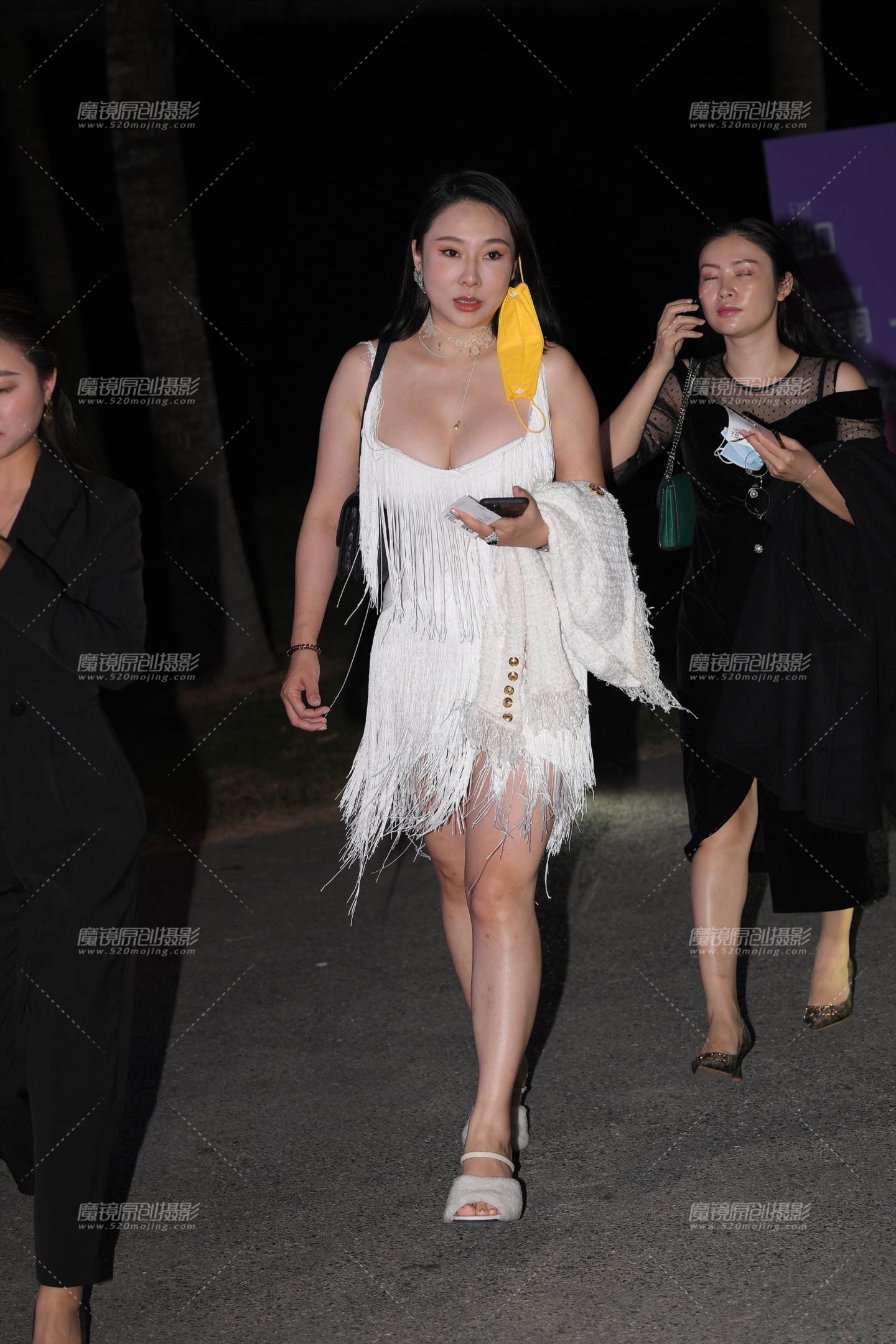 图片[4]-性感丰腴的女人-街拍流行馆