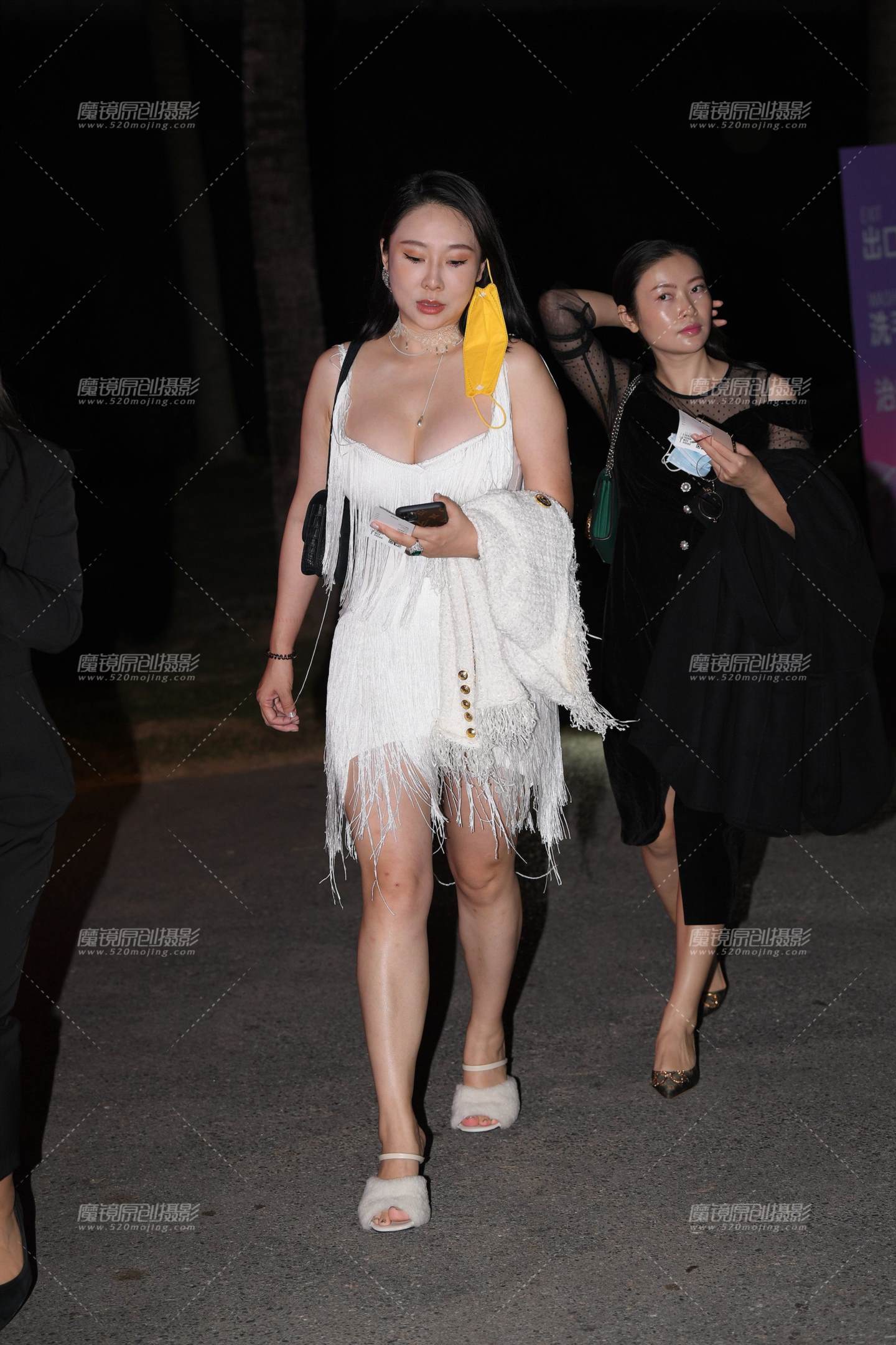 图片[1]-性感丰腴的女人-街拍流行馆