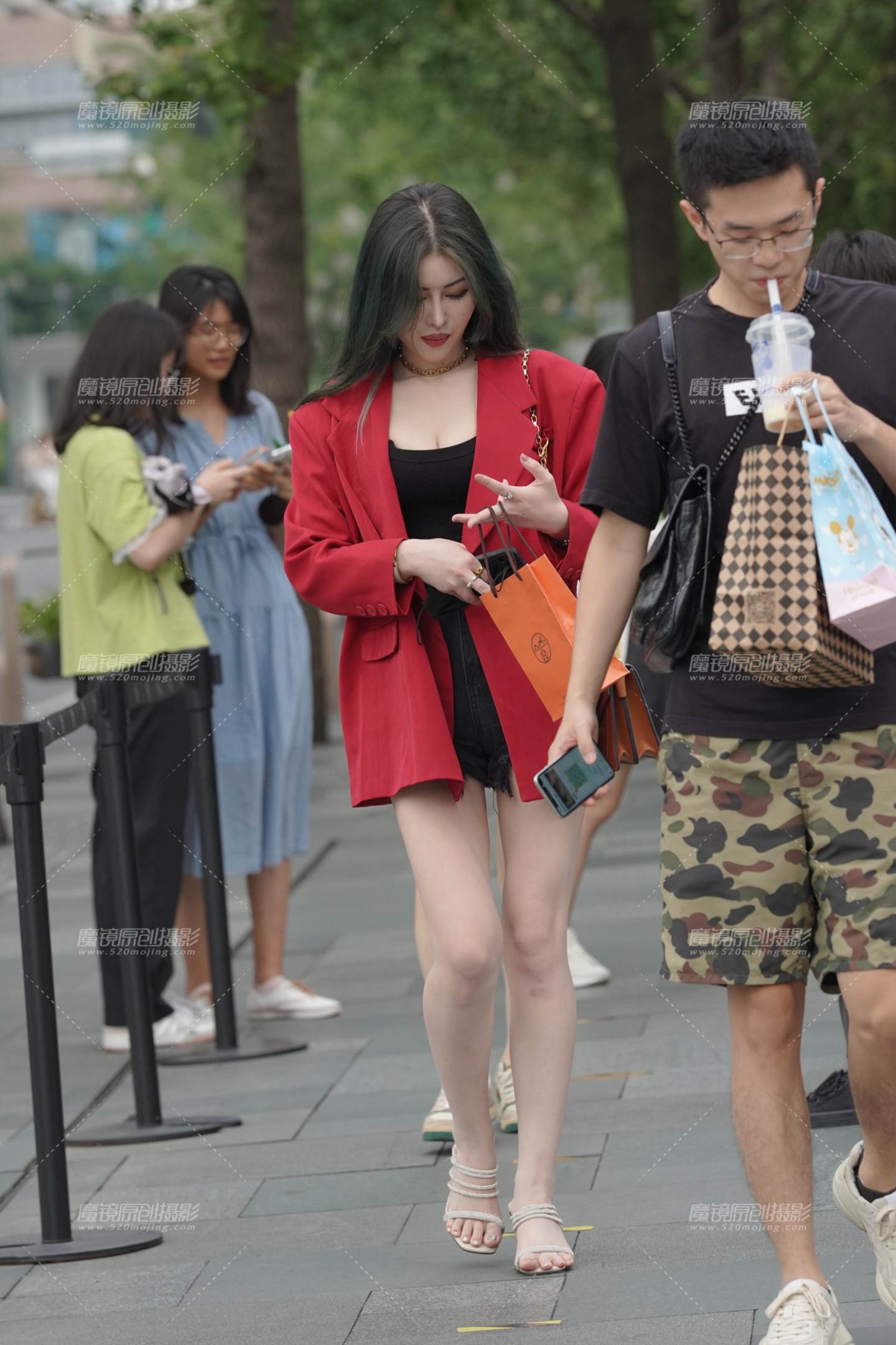 图片[3]-白皙美腿-街拍流行馆