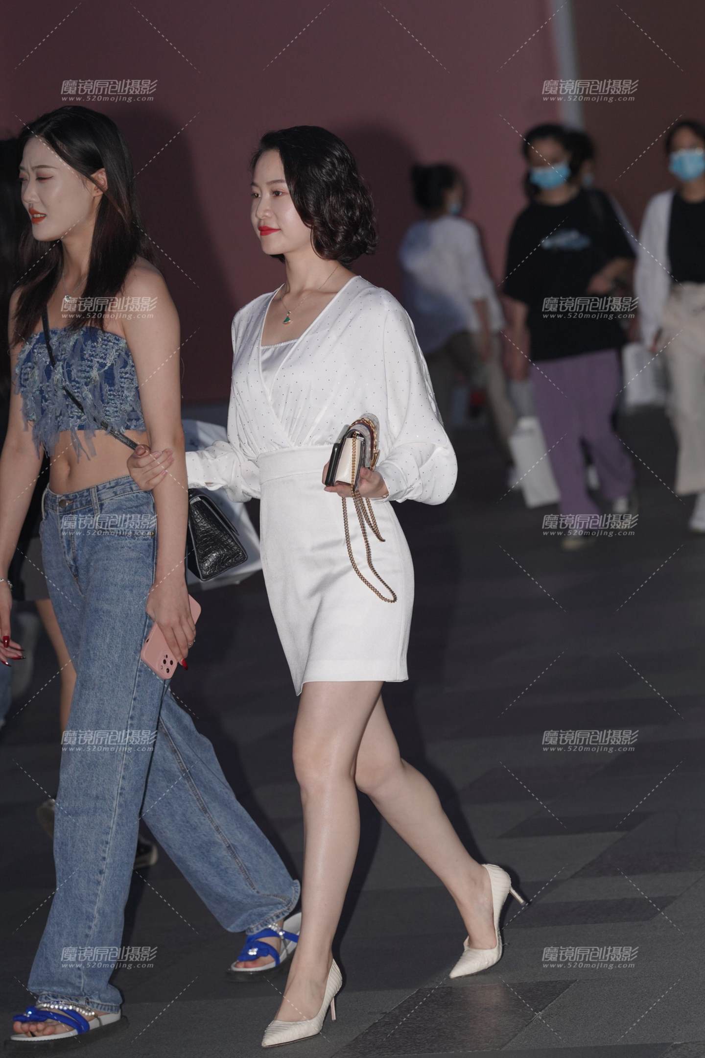 图片[4]-白裙美腿 青春俏美-街拍流行馆