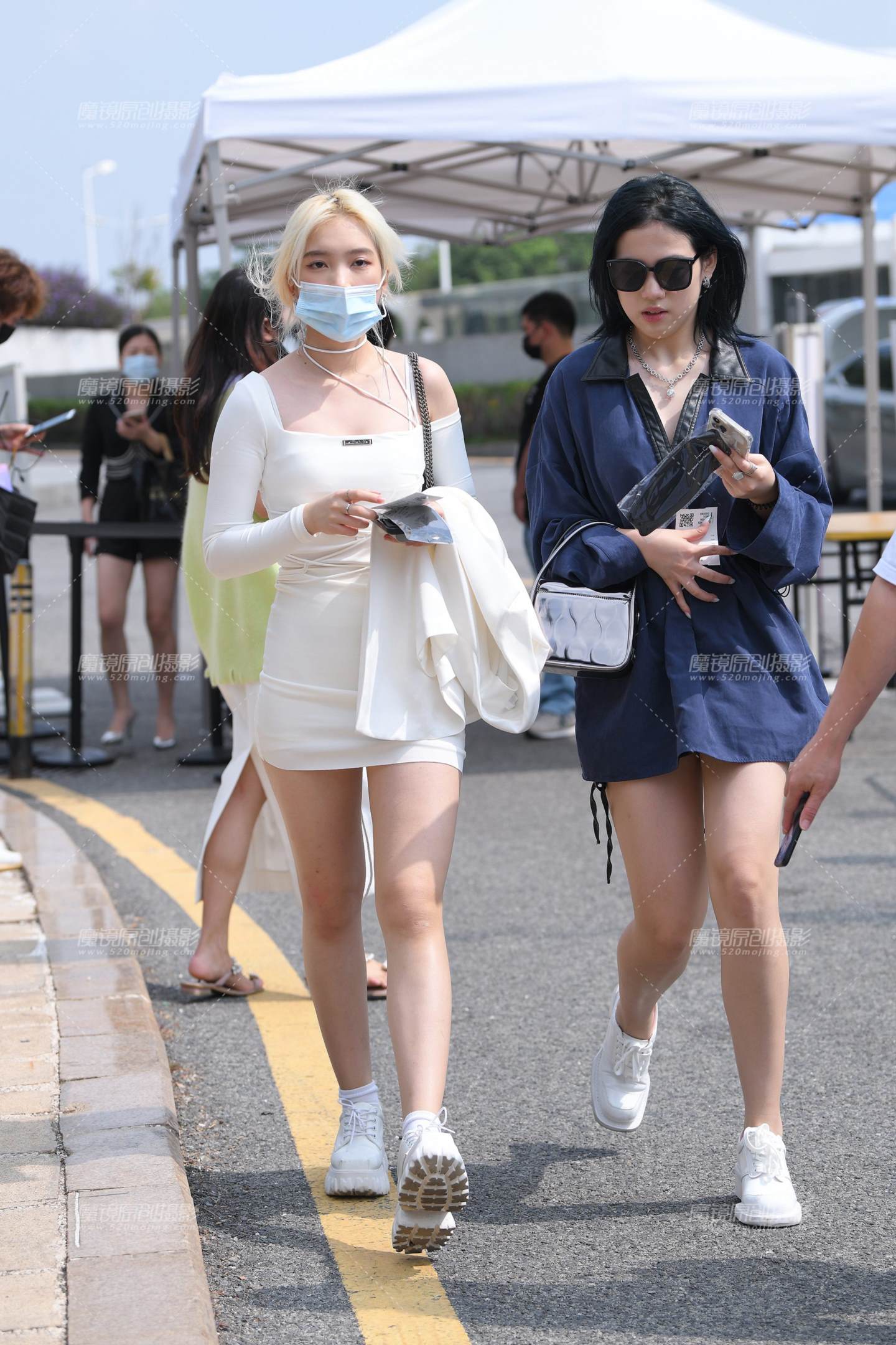 图片[4]-白色包臀裙女孩-街拍流行馆