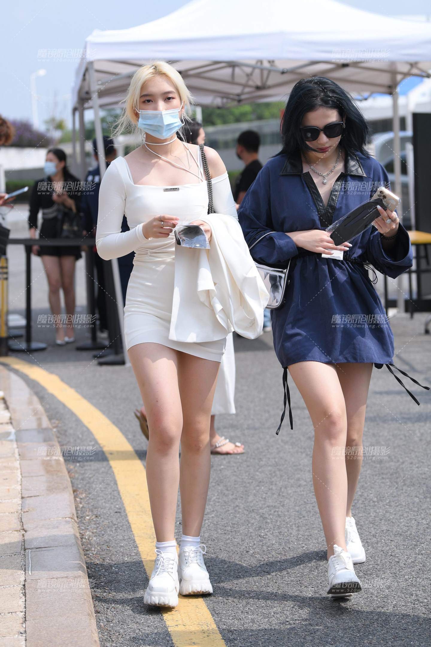 图片[5]-白色包臀裙女孩-街拍流行馆