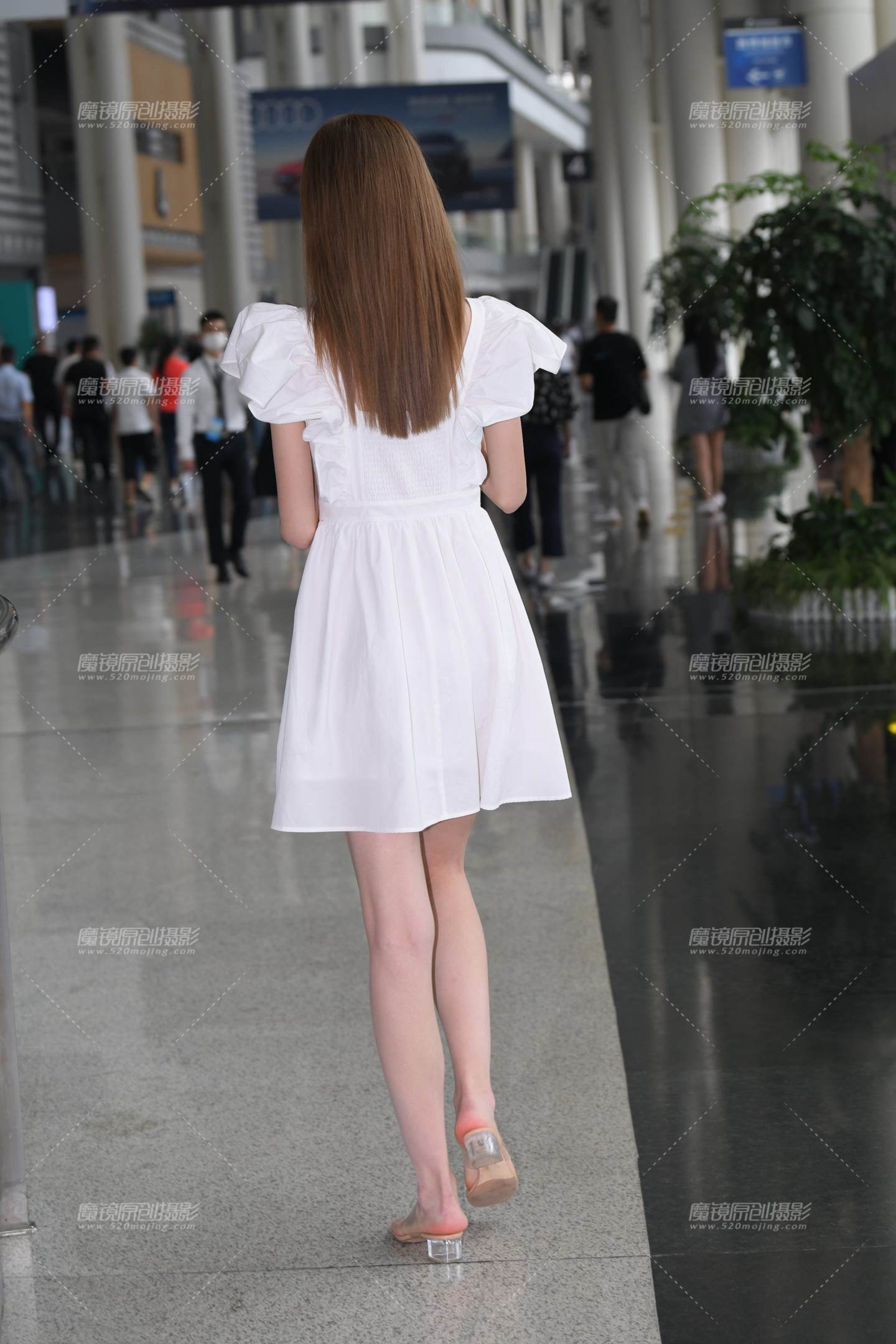 图片[5]-美腿小姐姐-街拍流行馆