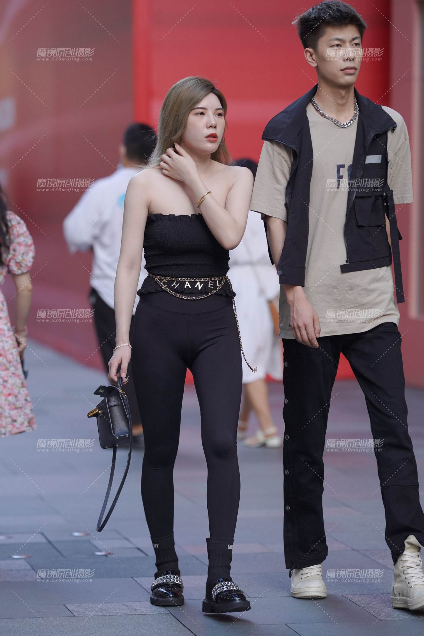 图片[1]-魅力黑-街拍流行馆