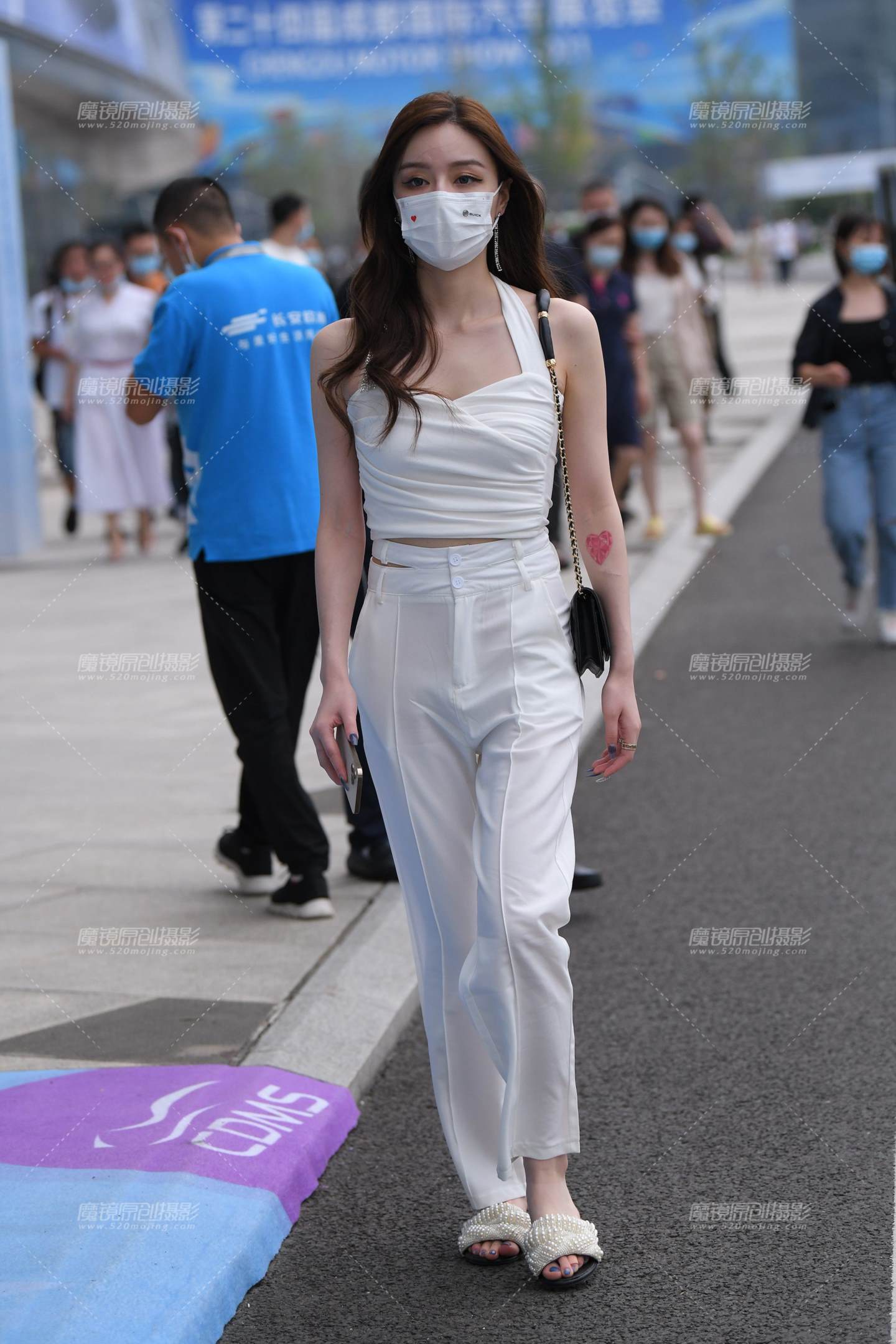 图片[5]-凉快的白裤~-街拍流行馆