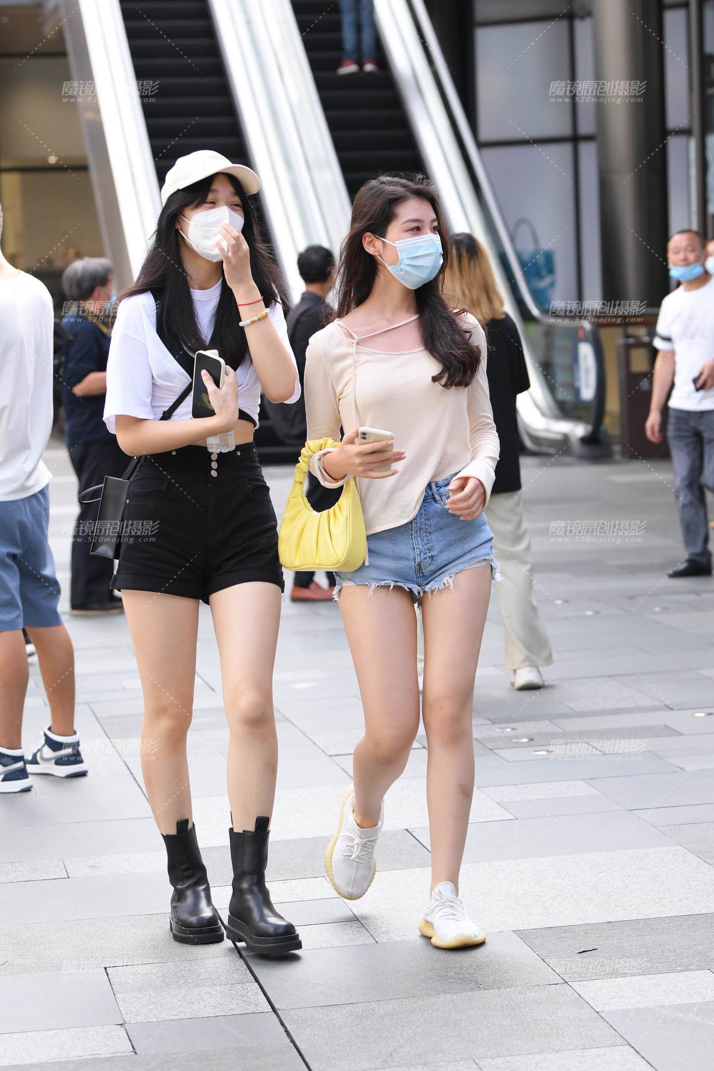 图片[3]-椰子鞋-热裤女孩-街拍流行馆