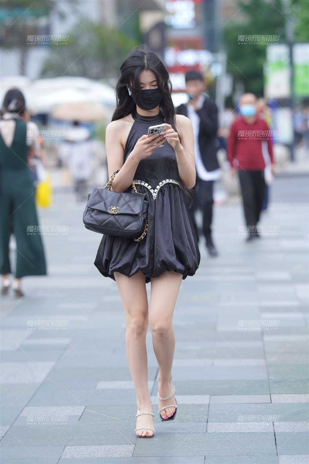 图片[3]-高跟凉鞋 苗条美腿-街拍流行馆