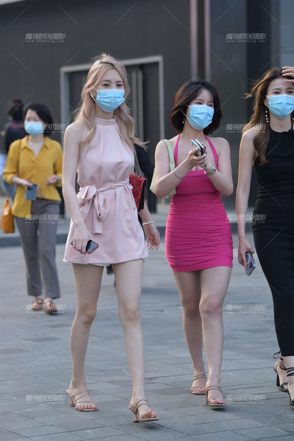 图片[1]-喜欢那款～-街拍流行馆