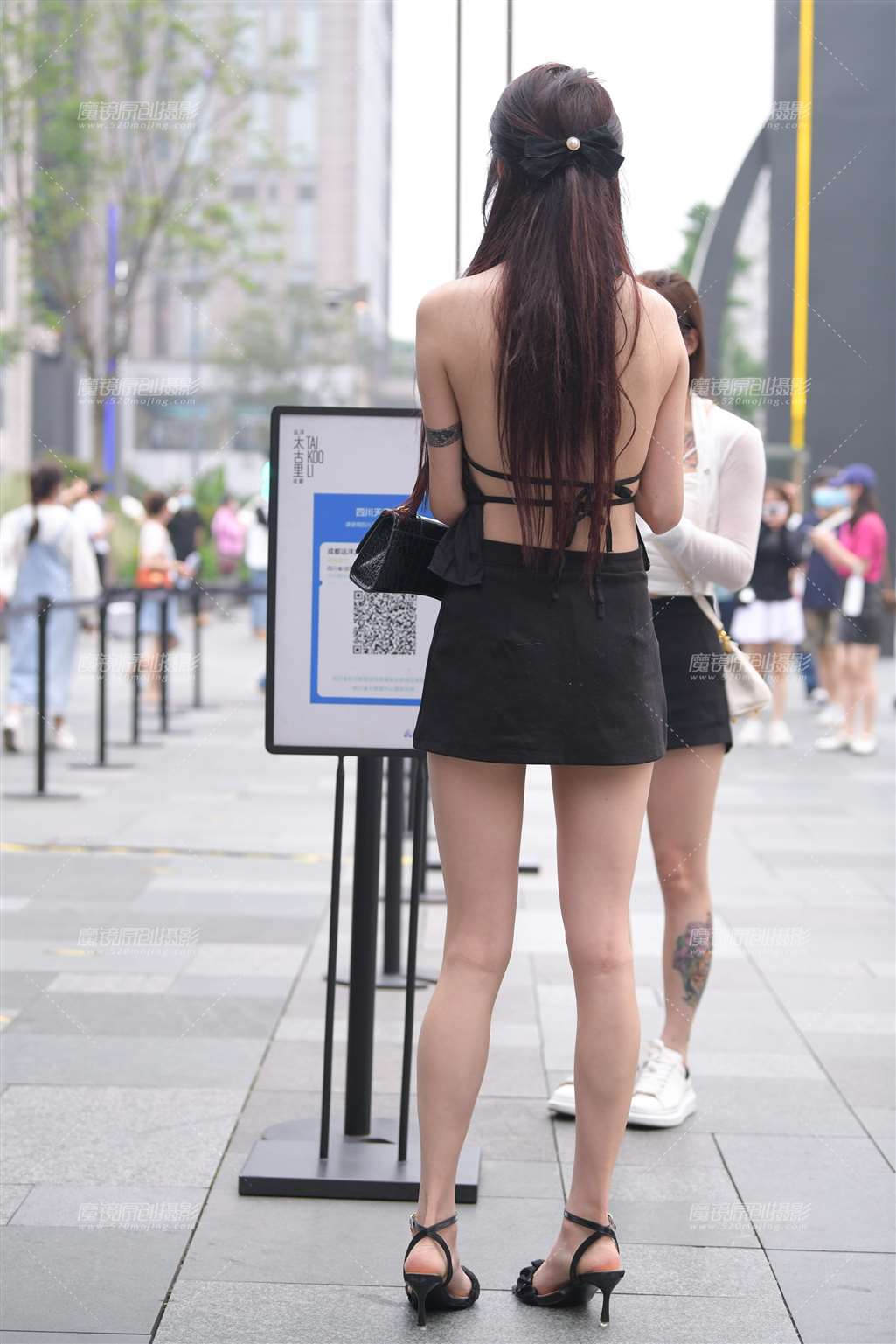 图片[2]-性感美腿美人儿-街拍流行馆