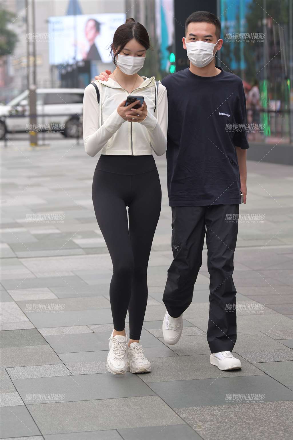 图片[4]-瑜伽裤长腿女友-街拍流行馆
