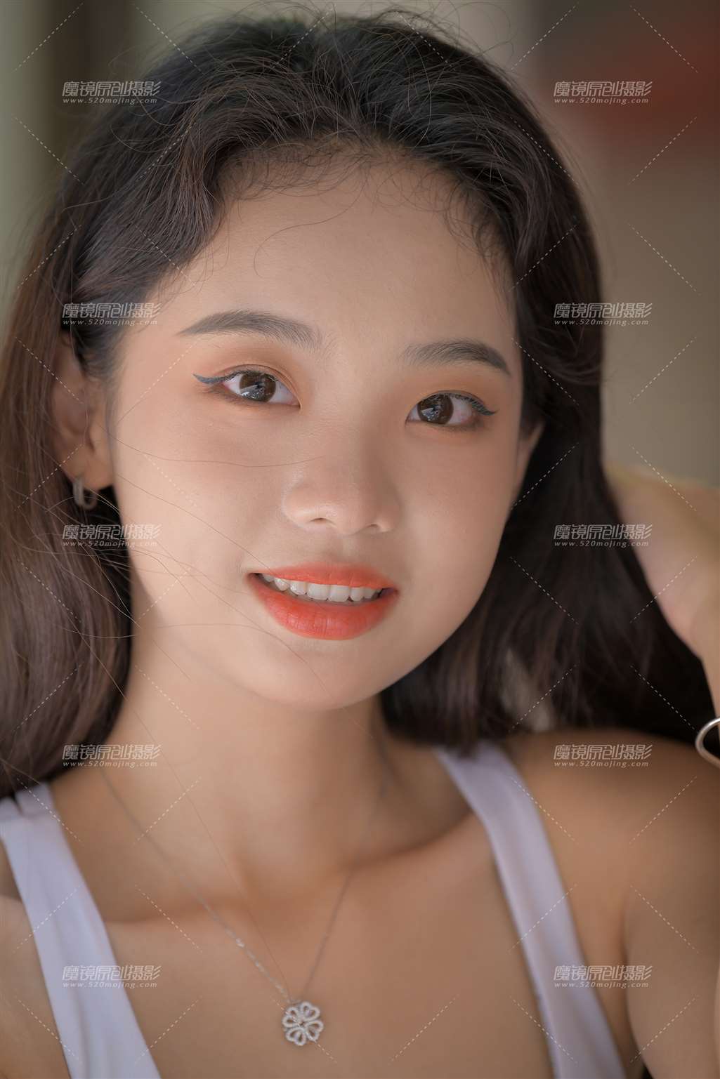 图片[4]-黑色瑜伽裤美女-街拍流行馆