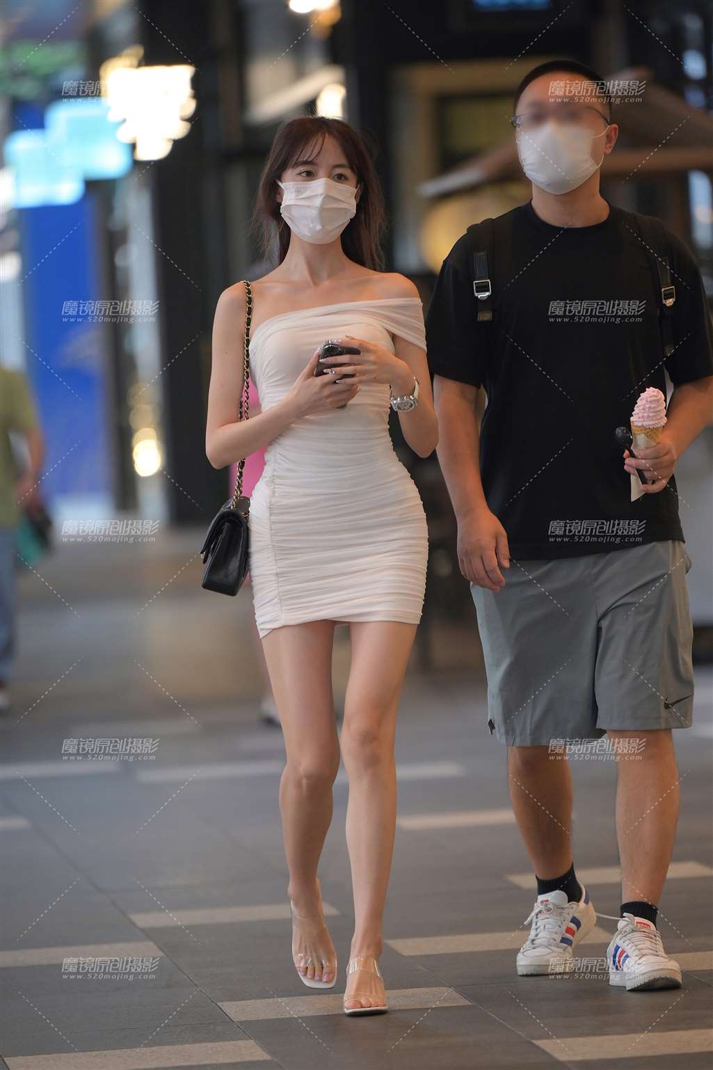 图片[3]-短裙美腿-街拍流行馆