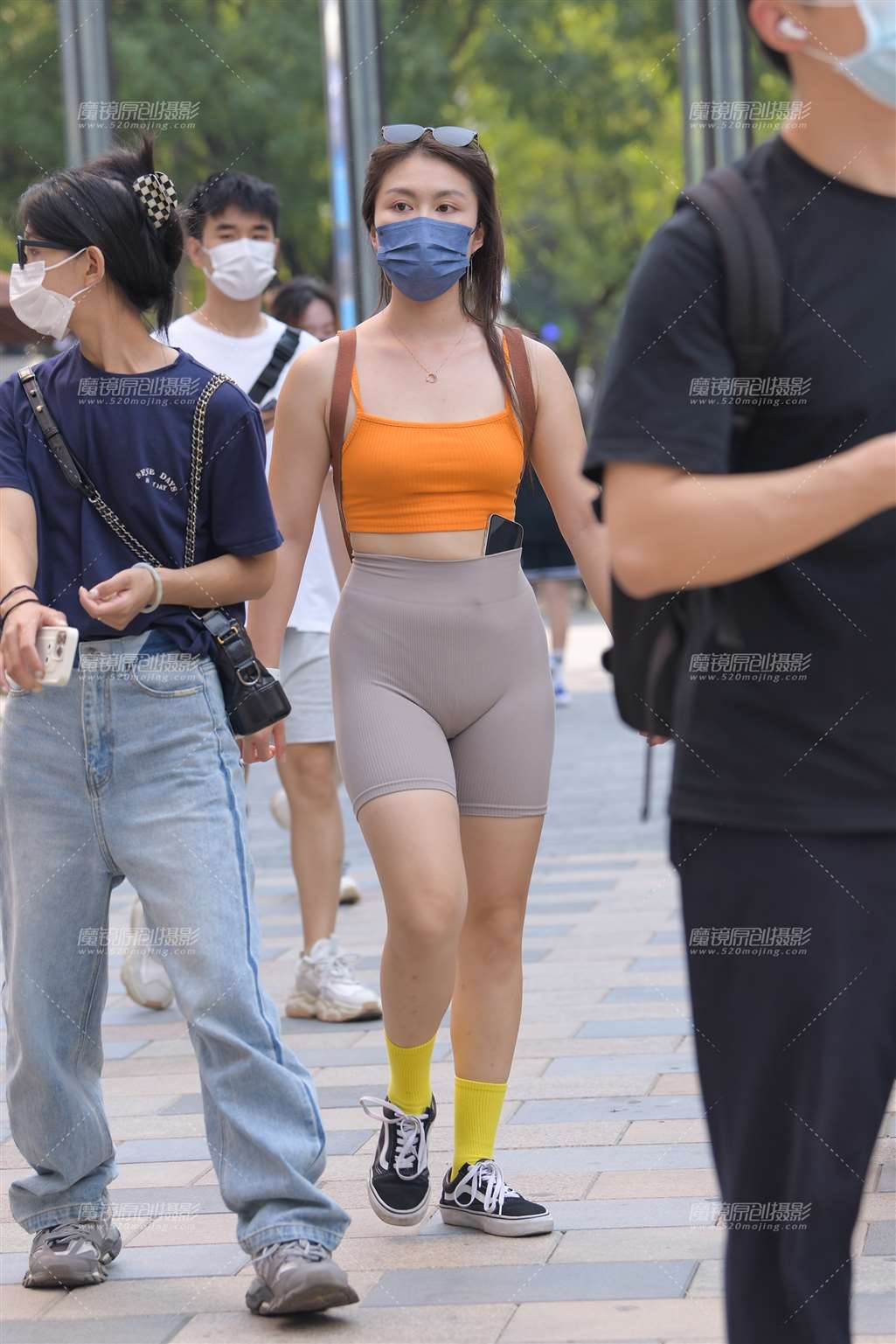 图片[3]-五分魅力灰-街拍流行馆