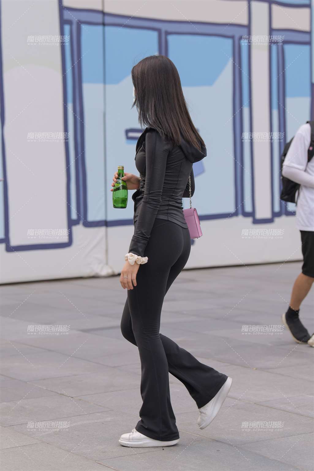 图片[5]-若有所思-街拍流行馆