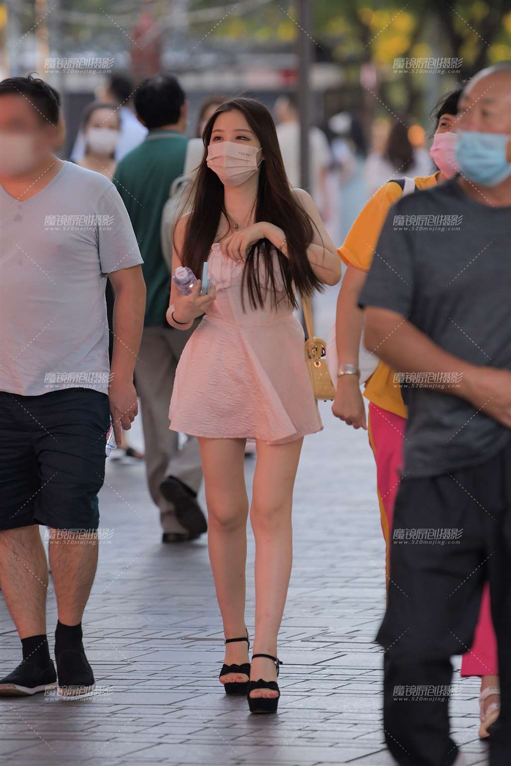 图片[3]-公主裙美女-街拍流行馆