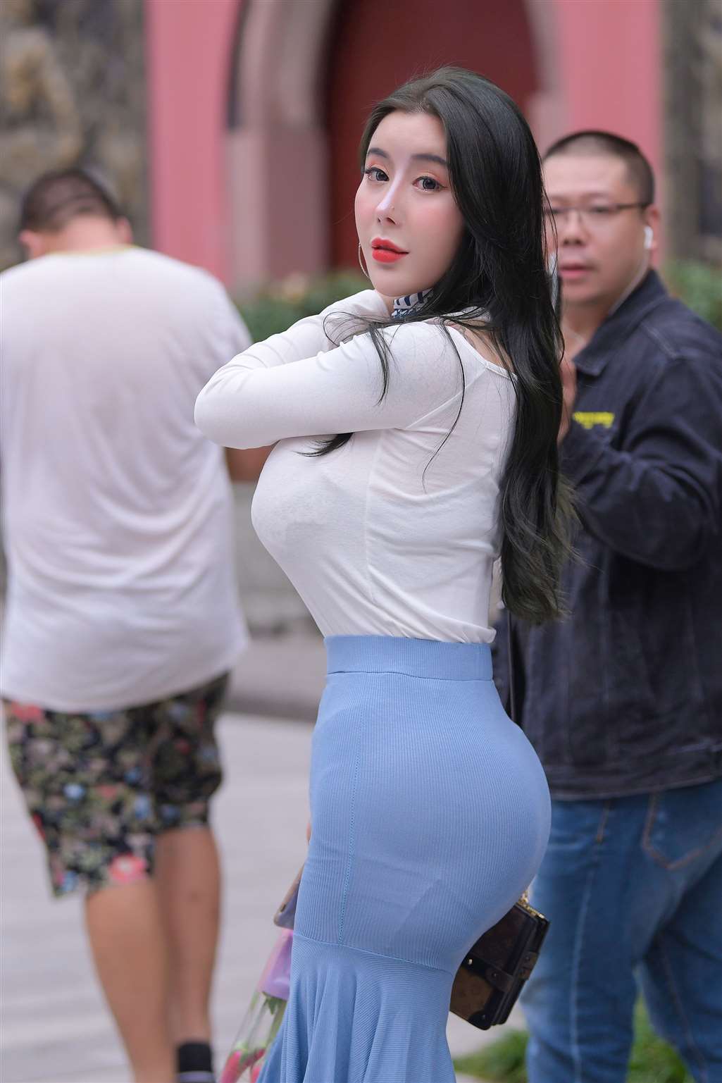 图片[3]-炸街王牌de猪小七~-街拍流行馆