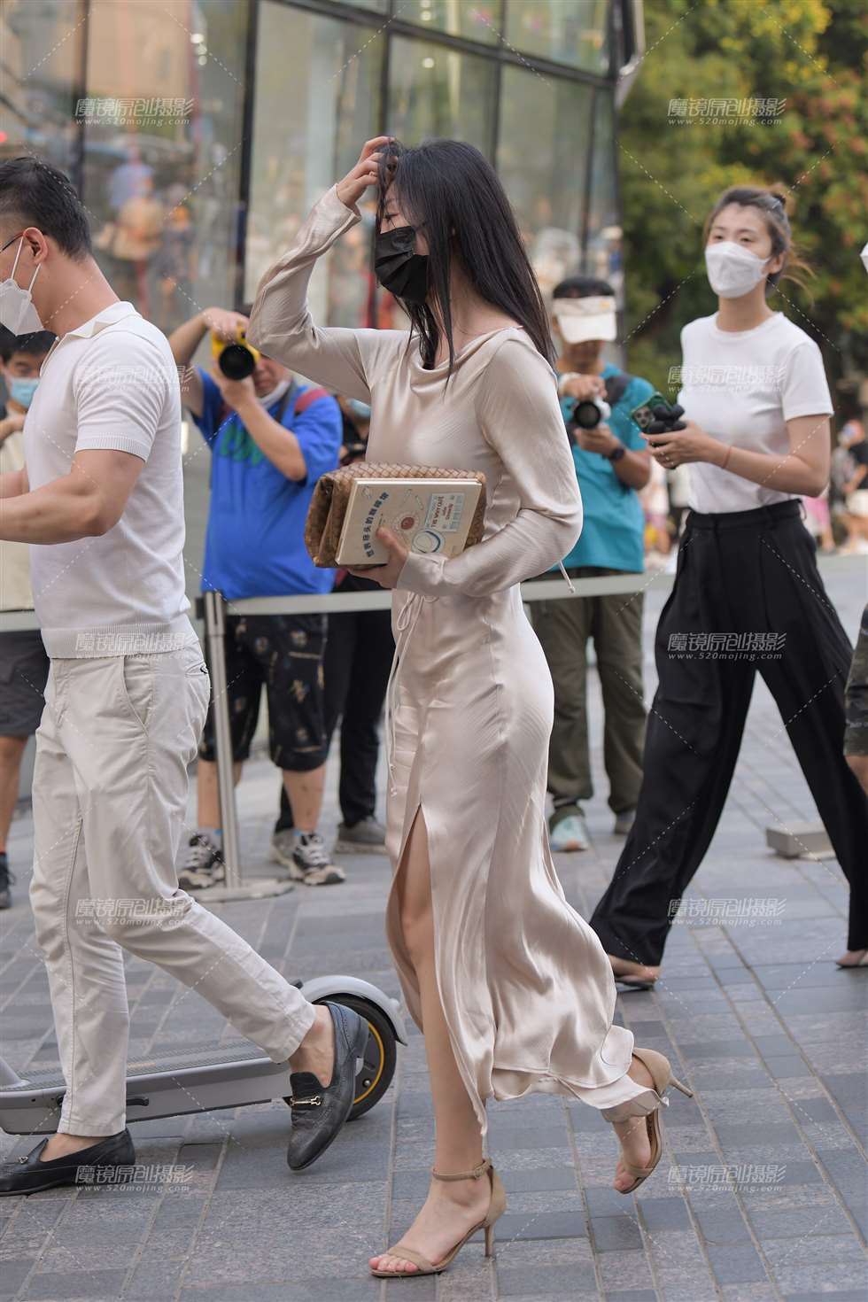 图片[3]-知性美女-街拍流行馆