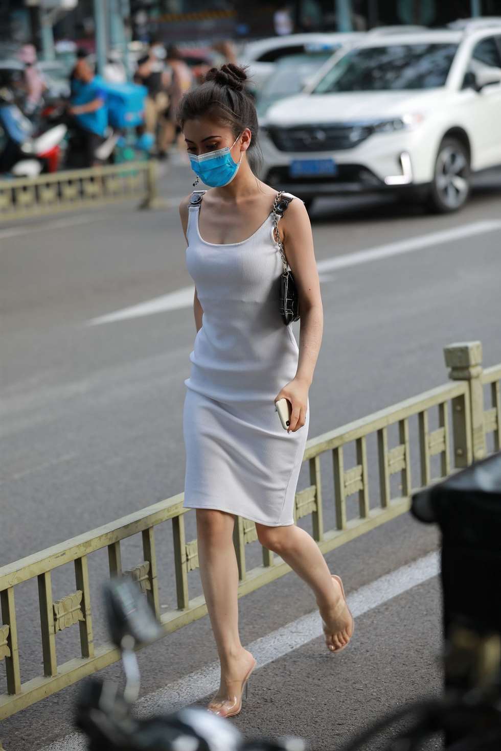 图片[4]-四九城嘎子街拍作品高跟性感少妇-街拍流行馆