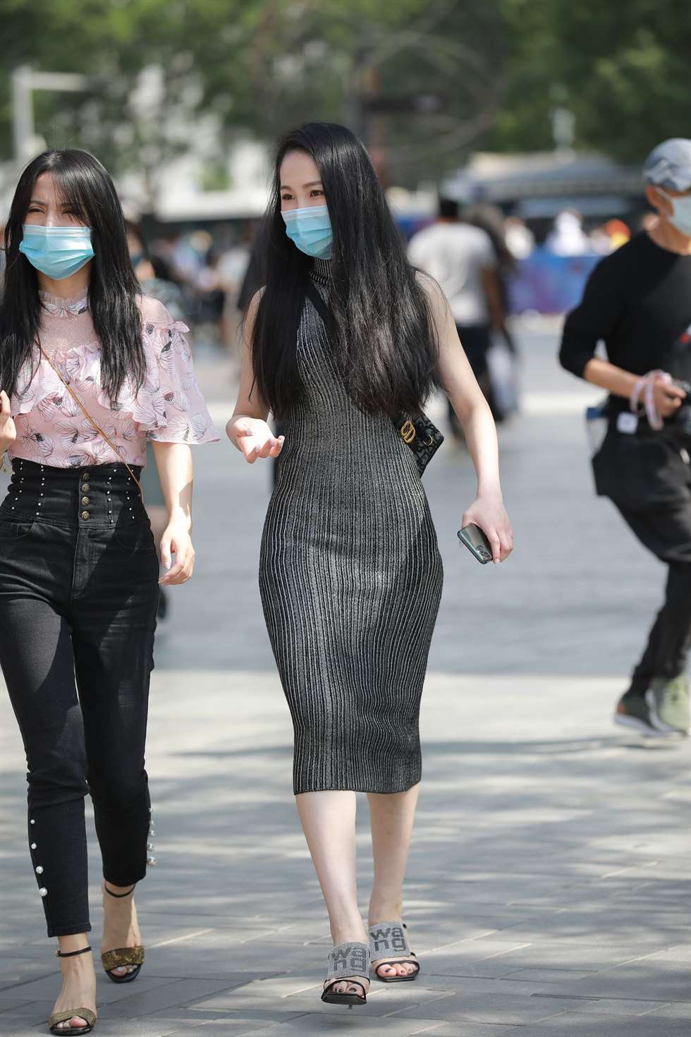 图片[5]-四九城嘎子街拍作品性感包臀裙美妇-街拍流行馆