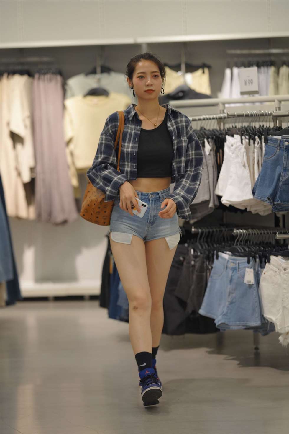图片[3]-kaine模拍作品爱笑的女孩-街拍流行馆