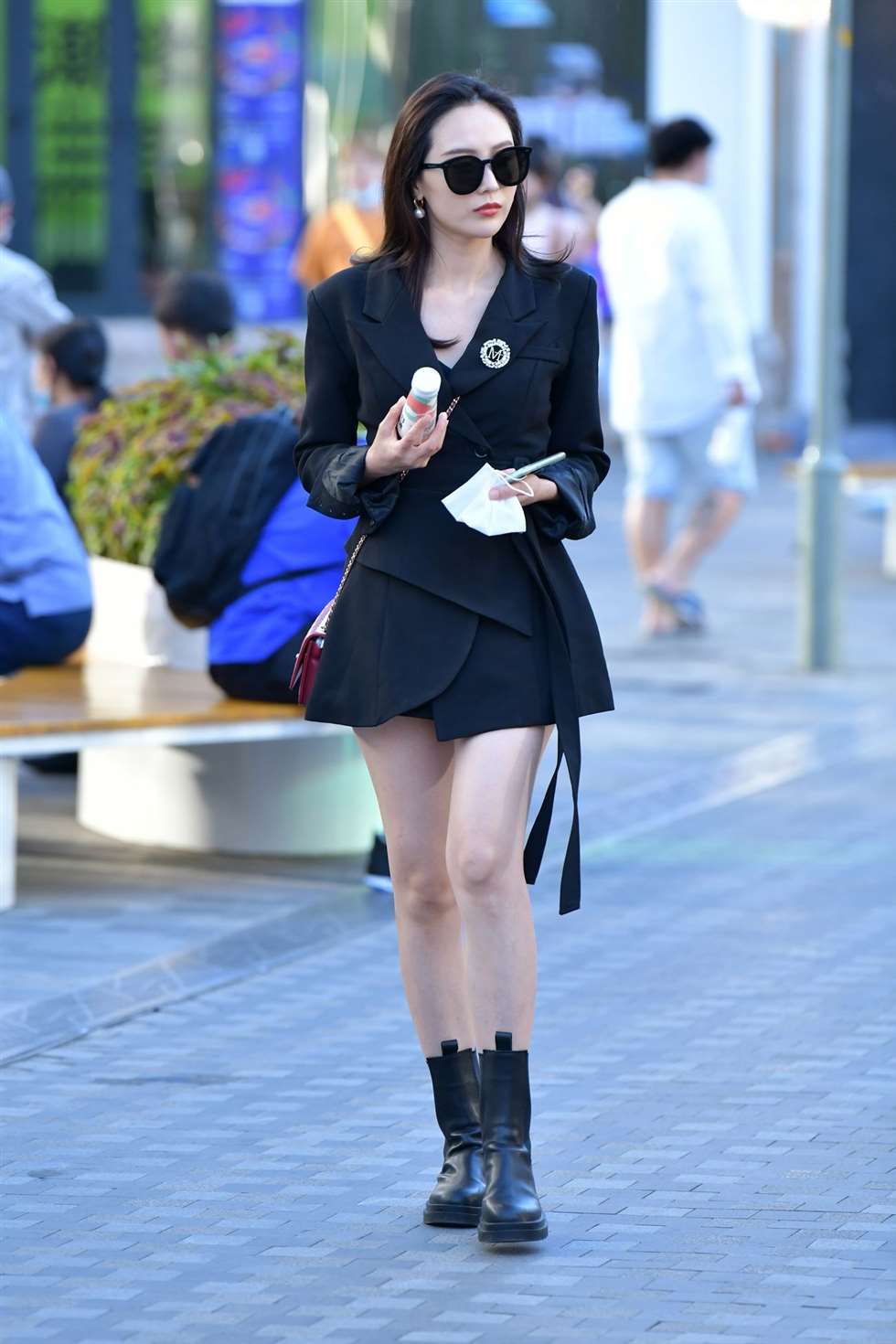 图片[5]-小默街拍作品很酷的气质美女-街拍流行馆