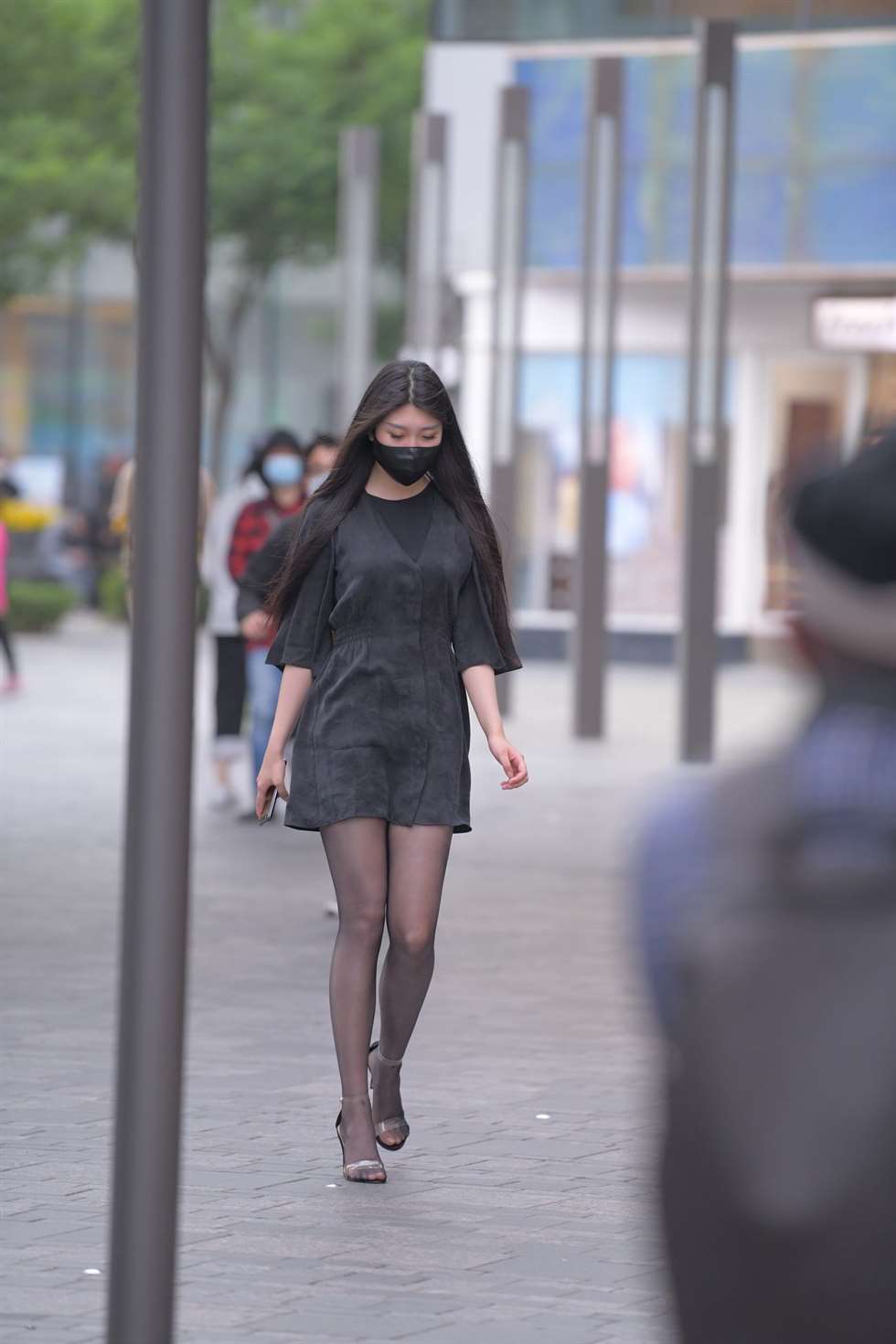 图片[3]-红石街拍作品又遇黑丝美女-街拍流行馆