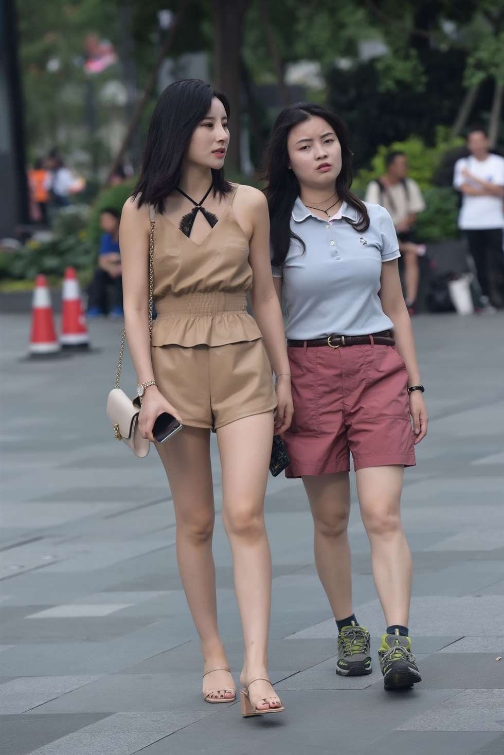 图片[2]-闺蜜日常街拍-街拍流行馆