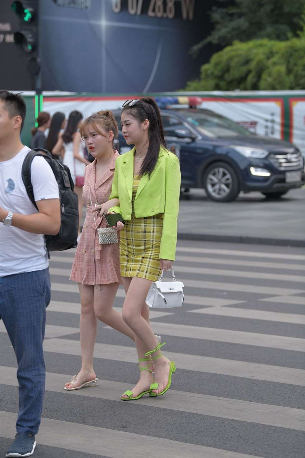 图片[3]-摄神街拍作品好靓丽的美腿小姐姐-街拍流行馆