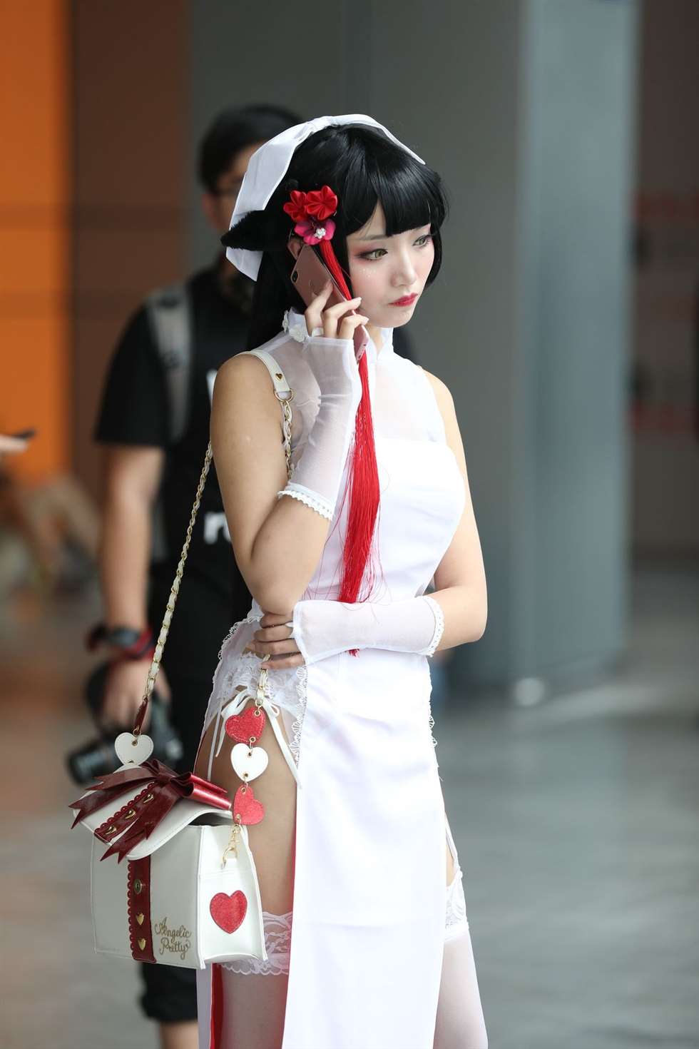 图片[5]-辉辉街拍作品极品高开衩旗袍白色丝袜美腿美眉-街拍流行馆