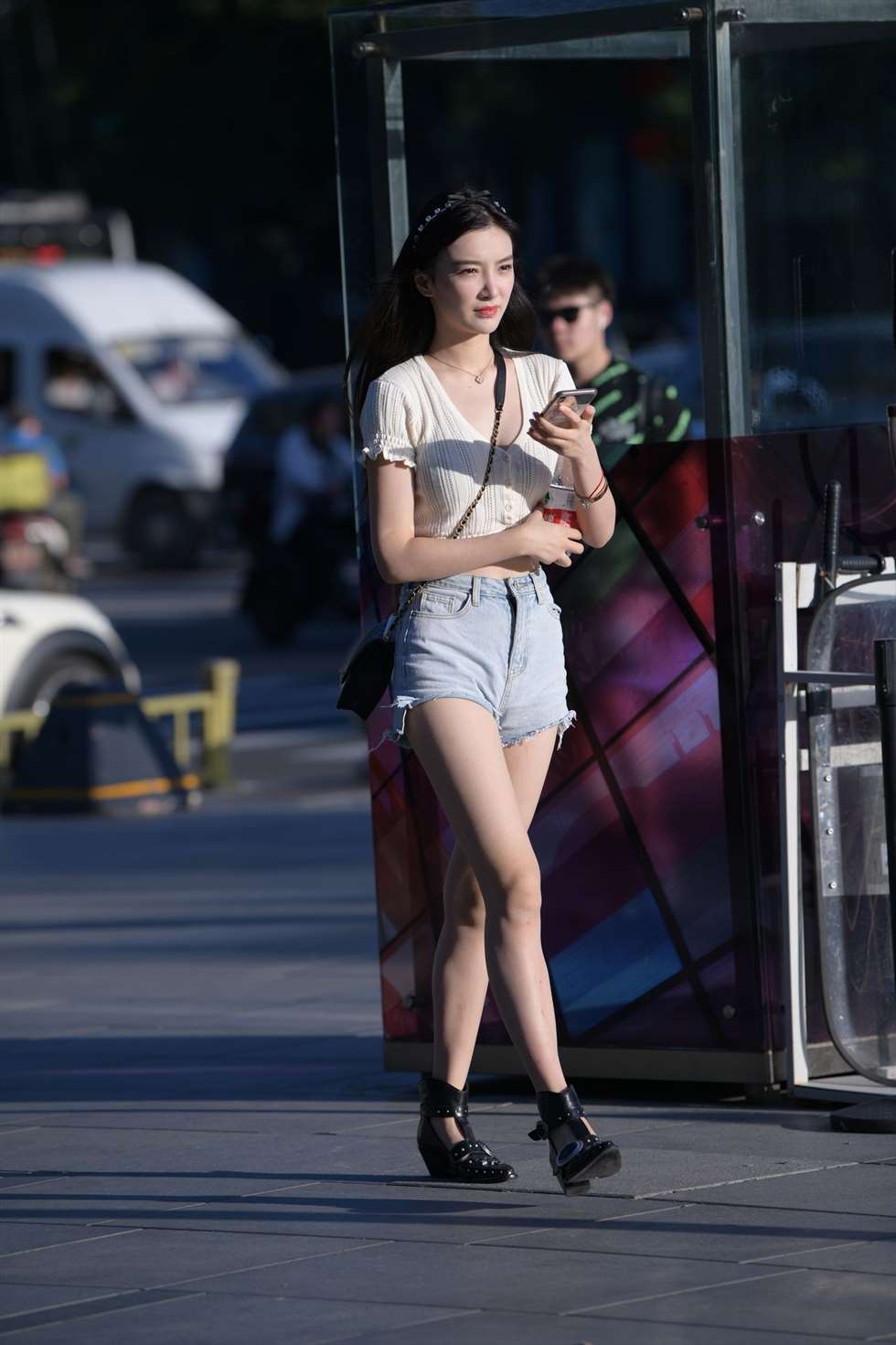 图片[4]-魂魂街拍作品清爽洁白的美女-街拍流行馆