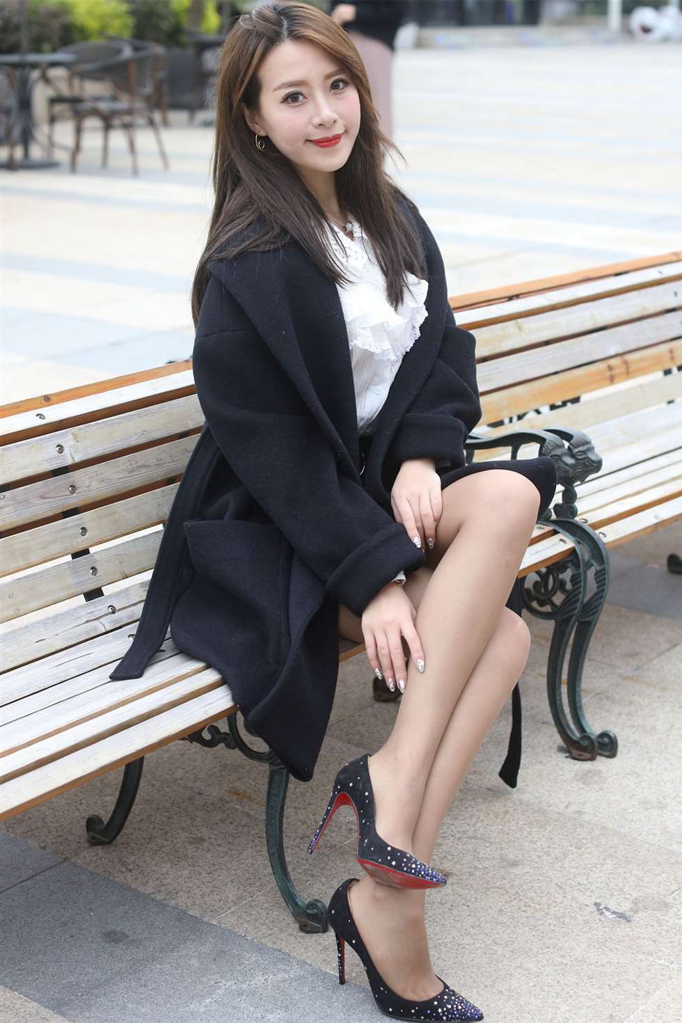 图片[1]-辉辉模拍作品极品女神妮妮的咖啡色丝袜-街拍流行馆