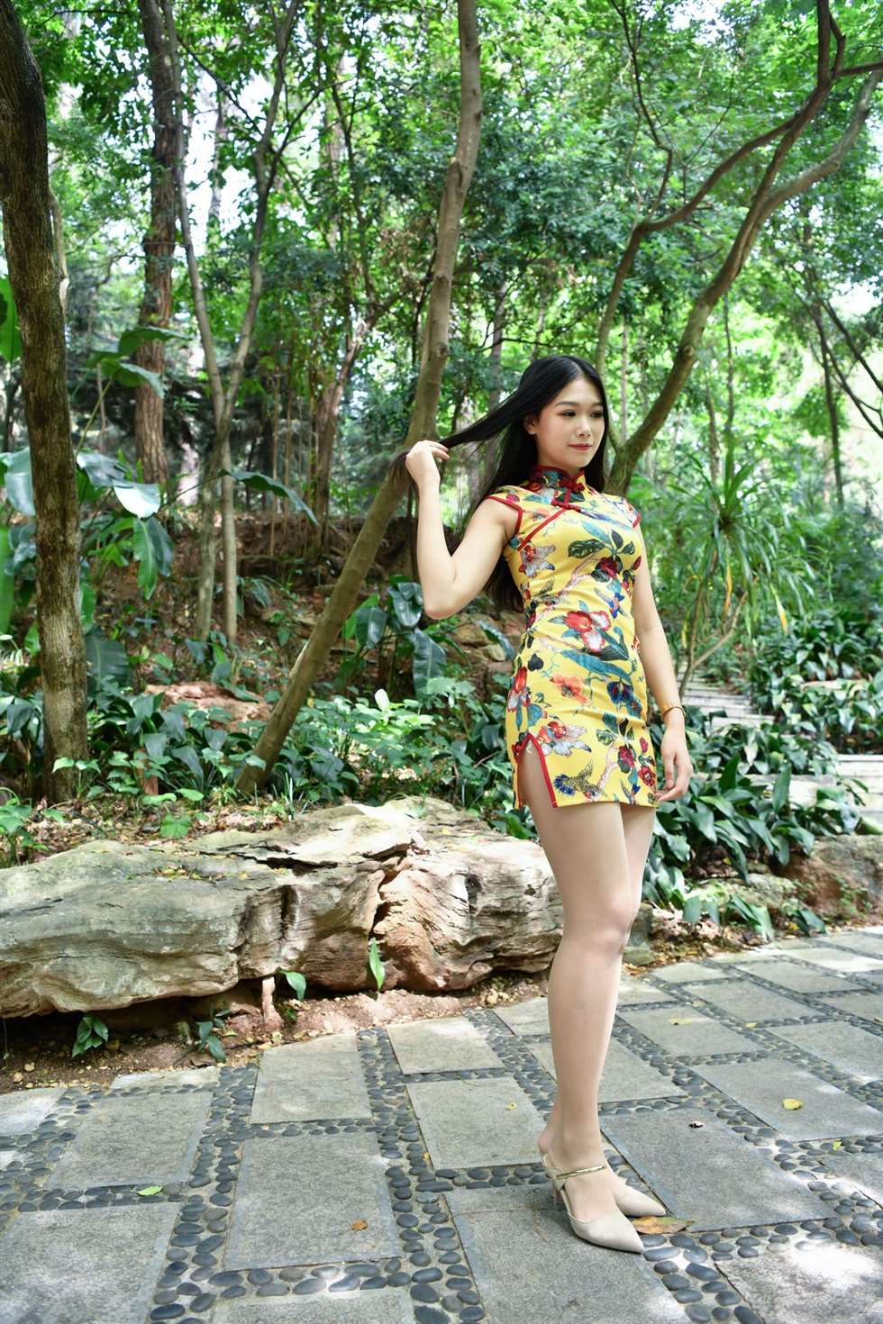 图片[5]-旗袍气质美女-街拍流行馆