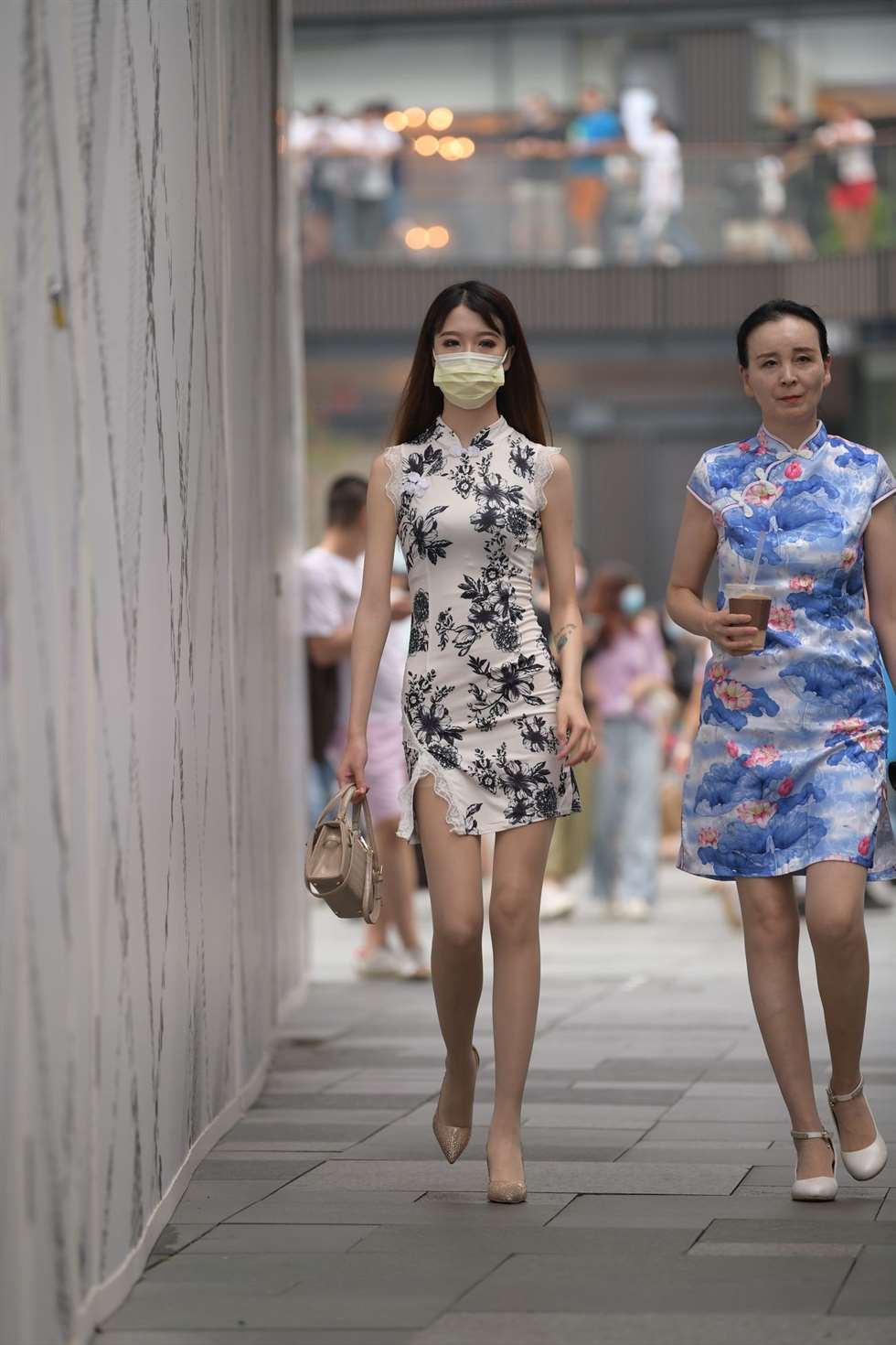 图片[3]-摄神街拍作品你想做她的女婿吗搭讪美腿小姐姐-街拍流行馆